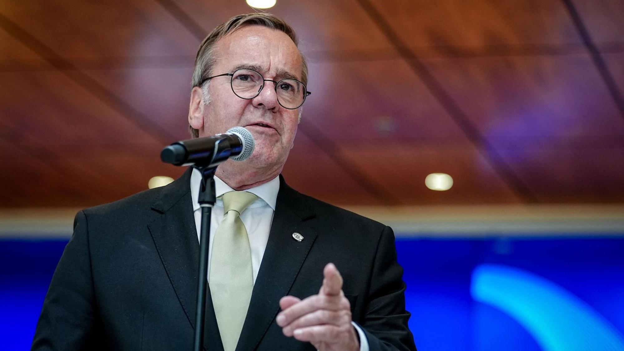 Verteidigungsminister Pistorius in Kanada
