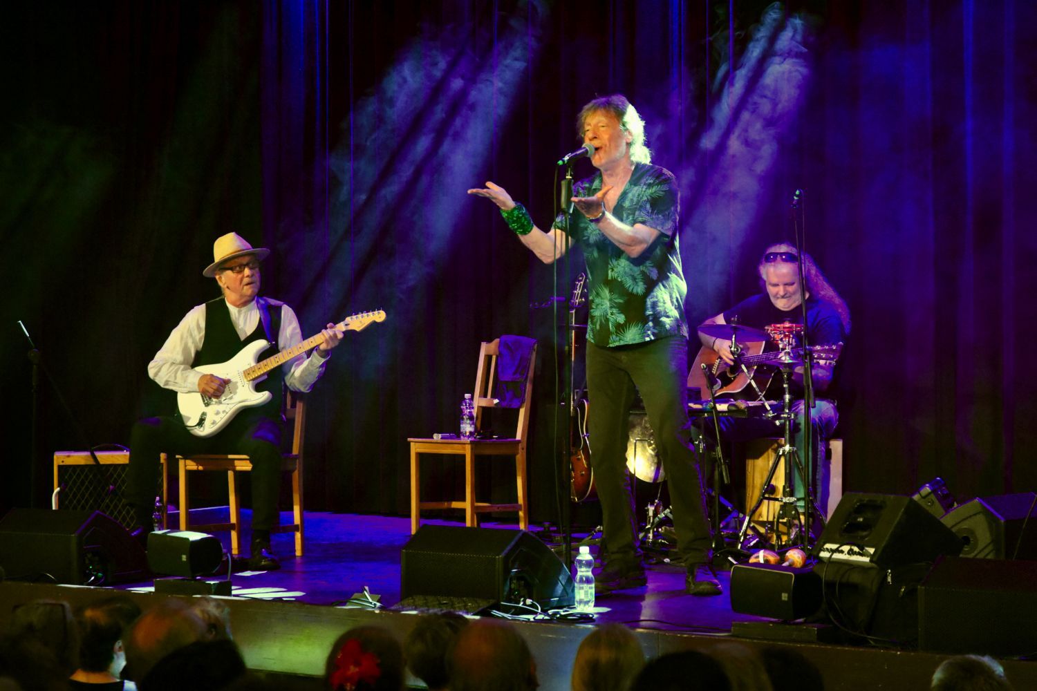 Gerd Köster mit Weggefährten im Kurtheater.