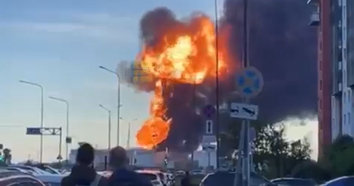 Explosionen vor Putins Forum: „Die Hitze ist spürbar“ – Ukraine greift St ...