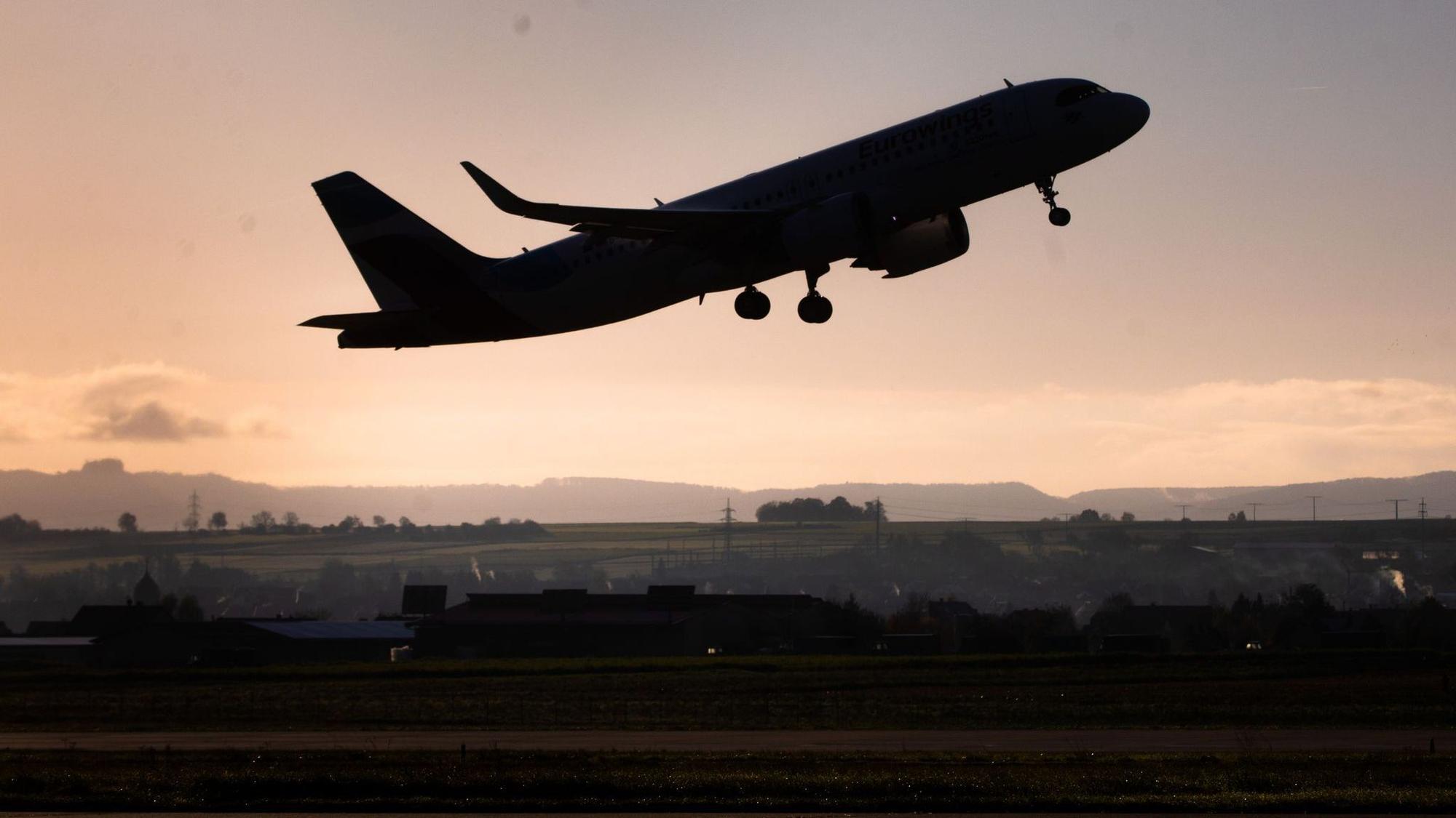 Flugzeug hebt ab
