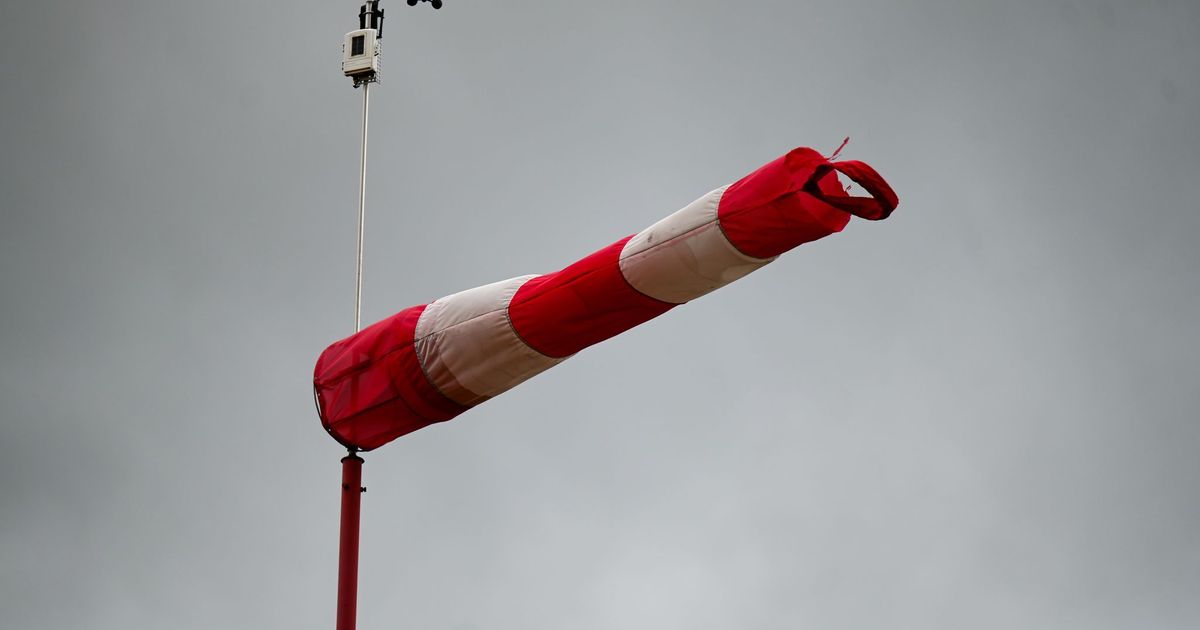 Tornado sweeps through NRW city at 150 km/h - | Houses damaged