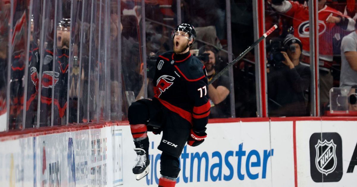 Crazy turnaround in Raleigh: Carolina ties the final series after trailing ...