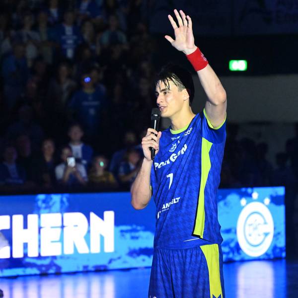 Köster verabschiedet sich von den Fans in der Schwalbe Arena