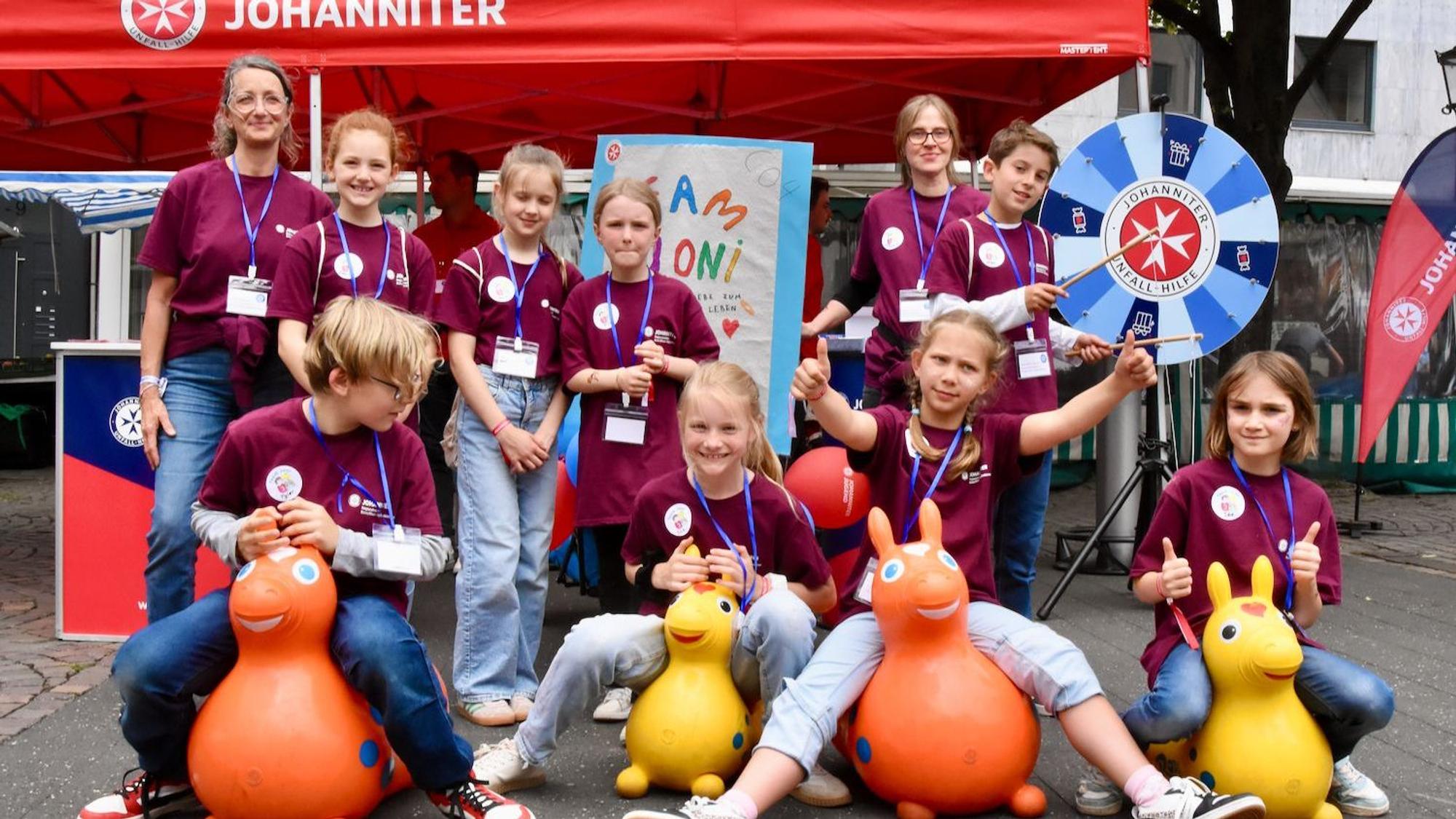 Die fröhliche Kindergruppe ist das Team des Regionalverbands Bonn/Rhein-Sieg/Euskirchen und starteten in der Kategorie C (6 - 12 Jahre).