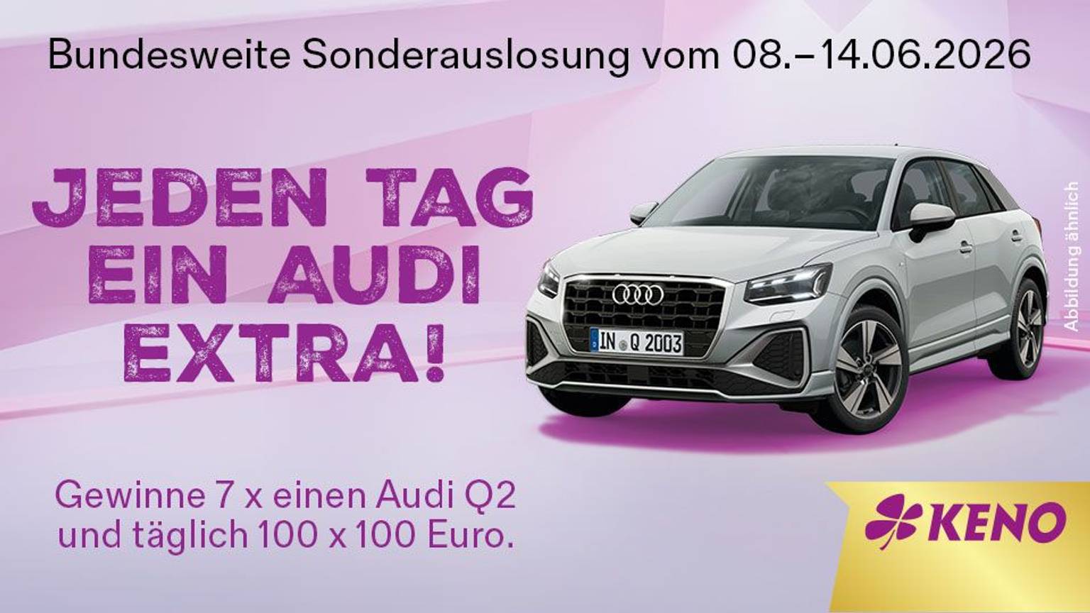 Das Bild zeigt einen Audi Q2 vor einem fliederfarbenen Hintergrund.
