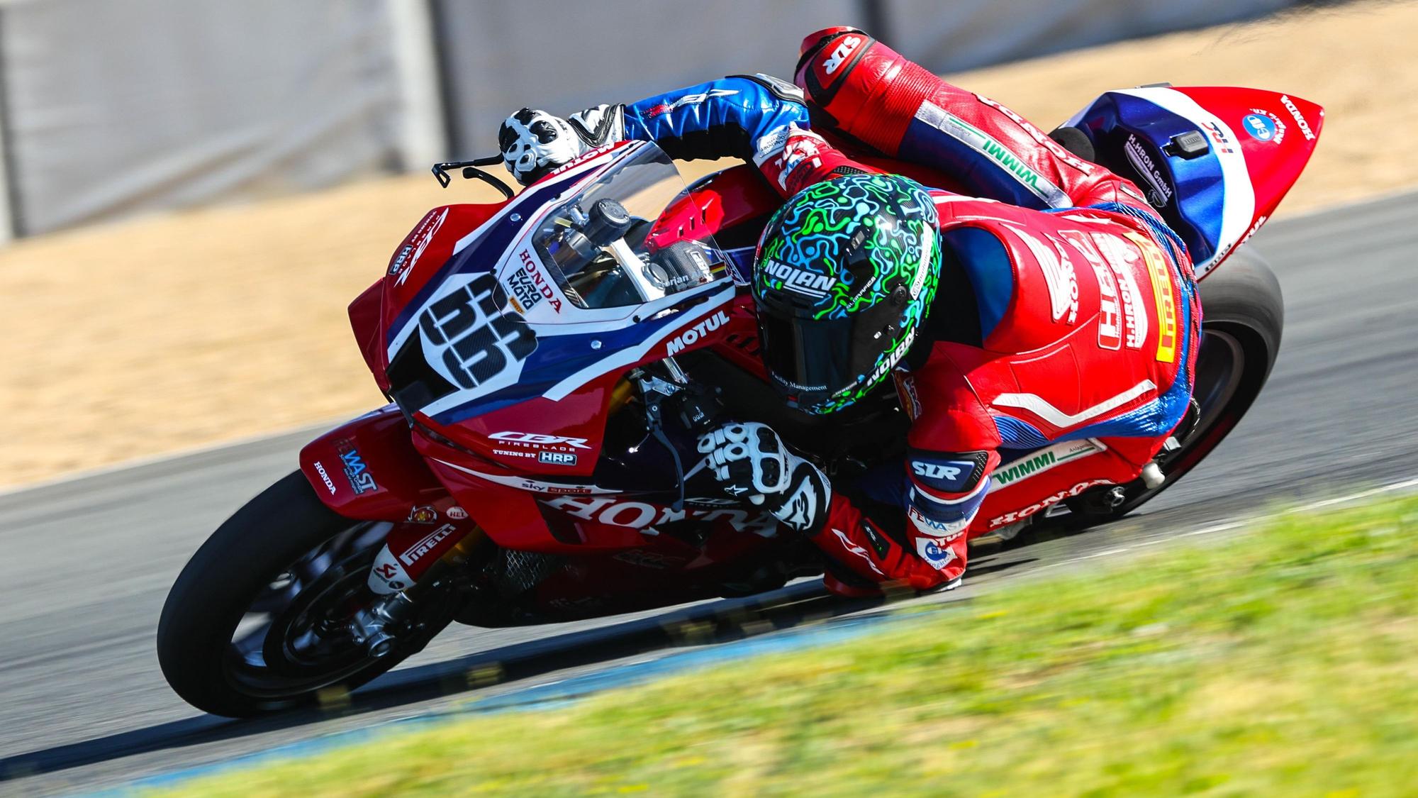 Florian Alt auf seinem Motorrad beim Rennen in Brünn.