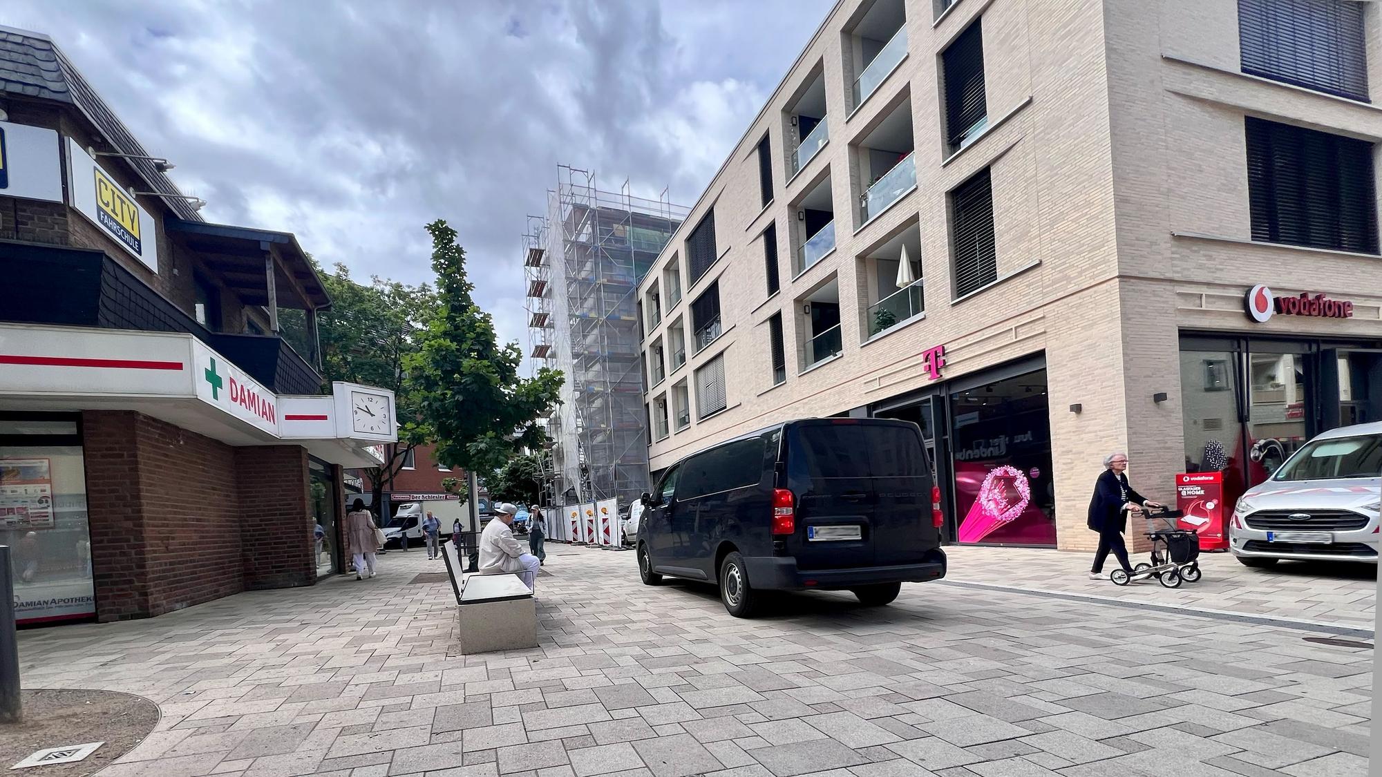 Bilder von Pkw in der neuen Porzer Mitte / Porzer Innenstadt
