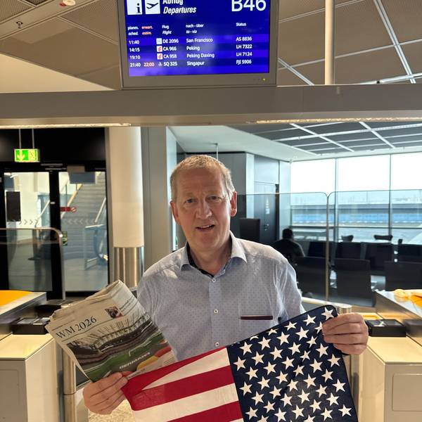 Olaf Pohl auf dem Weg in die USA zur Fußball-WM.