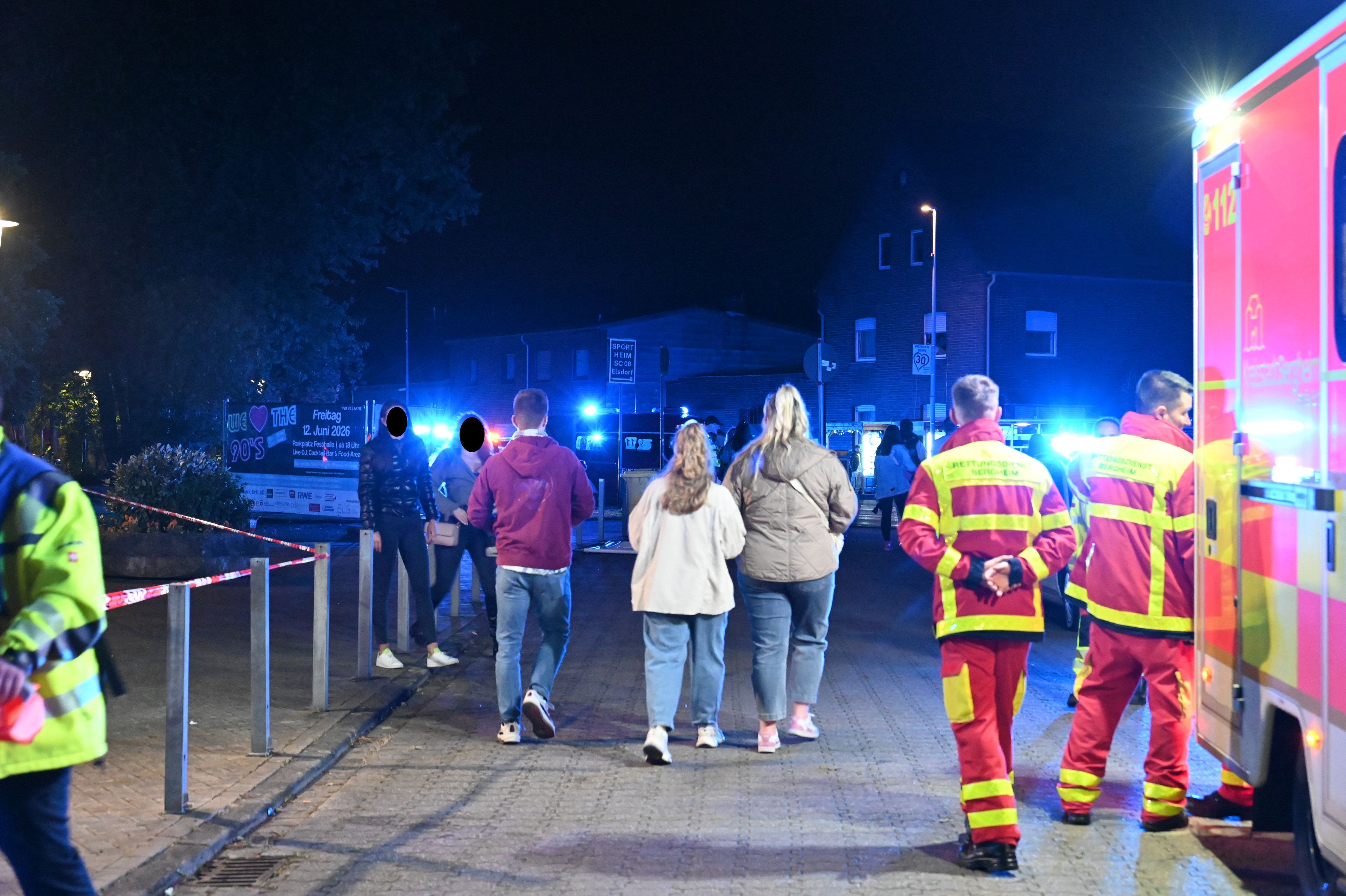 Zahlreiche Rettungskräfte waren in Elsdorf im Einsatz