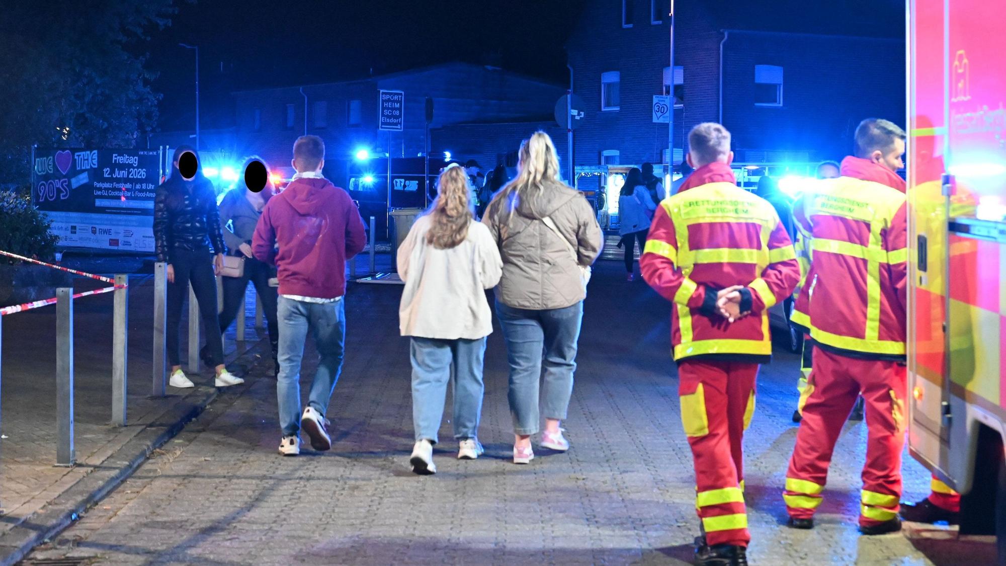 Zahlreiche Rettungskräfte waren in Elsdorf im Einsatz