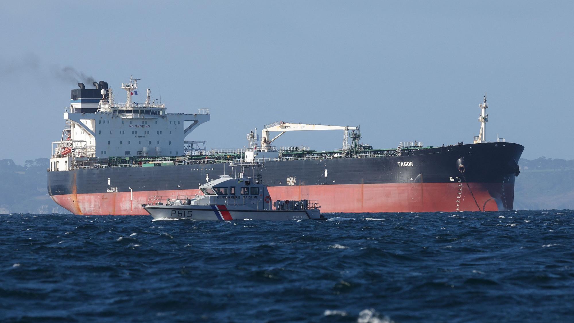 Ein Schiff der französischen Marine hat erst vor zwei Wochen den russischen Öltanker „Tagor“ geentert, der im Verdacht steht, unter falscher kamerunischer Flagge zu fahren. (Archivbild)