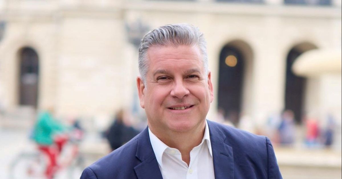 In-zwei-L-ndern-politisch-aktiv-Marc-Kn-lle-aus-Sankt-Augustin-in-den-franz-sischen-Konsularrat-gew-hlt