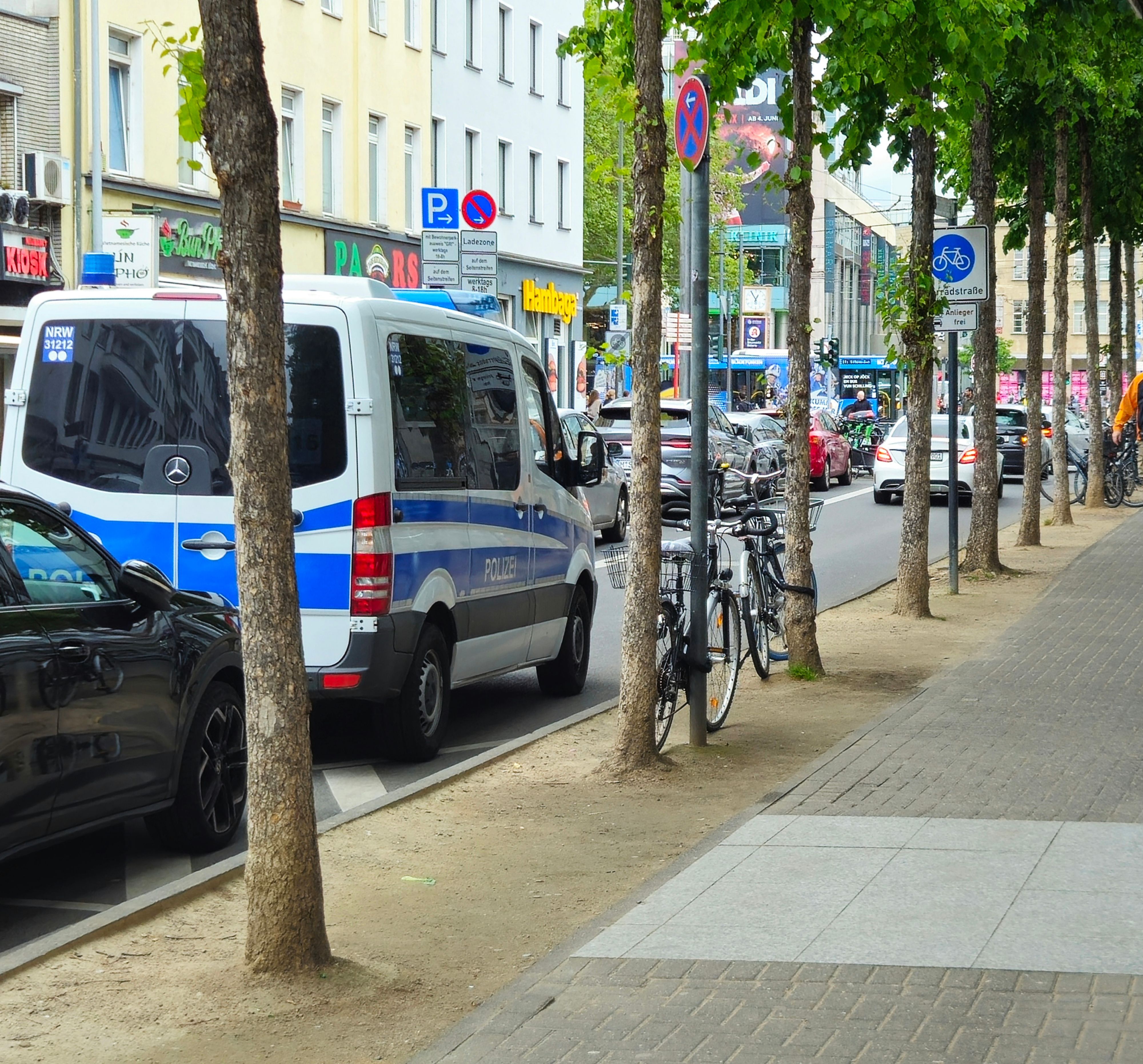 Polizeiauto in der Fleischmengergasse
