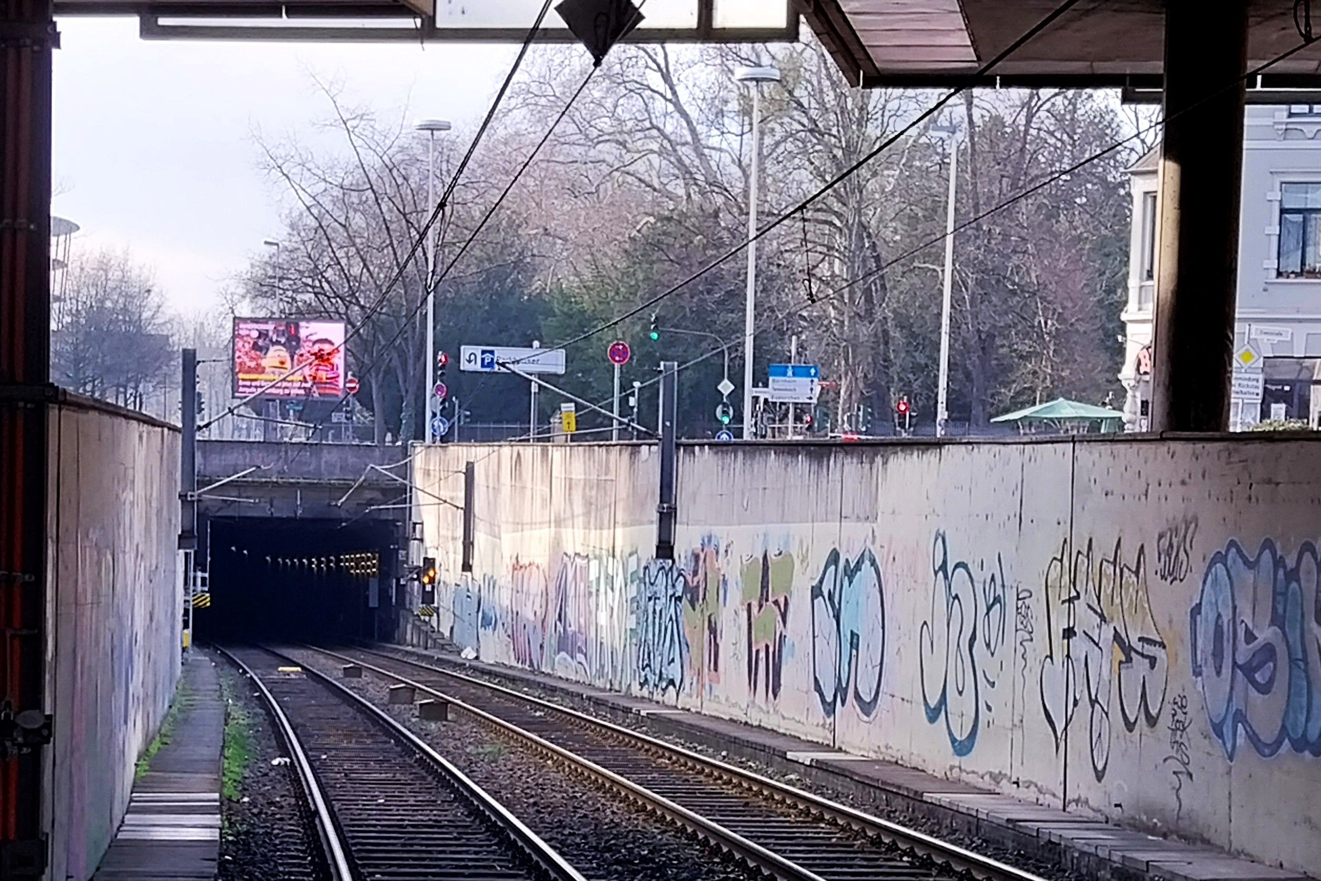 Ein U-Bahn-Tunnel am Stadthaus in Bonn, der im Ernstfall als Schutzraum für die Bevölkerung dienen kann.