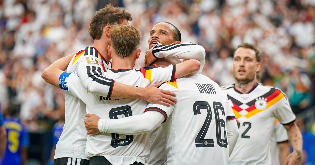 After World Cup opening victory: Debate surrounding German star - | Is a ...
