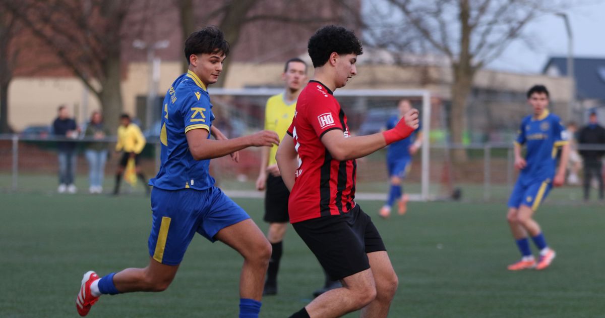 Jugendfu-ball-F-r-die-A-Junioren-der-JSG-Erft-01-ist-die-Saison-noch-nicht-vorbei