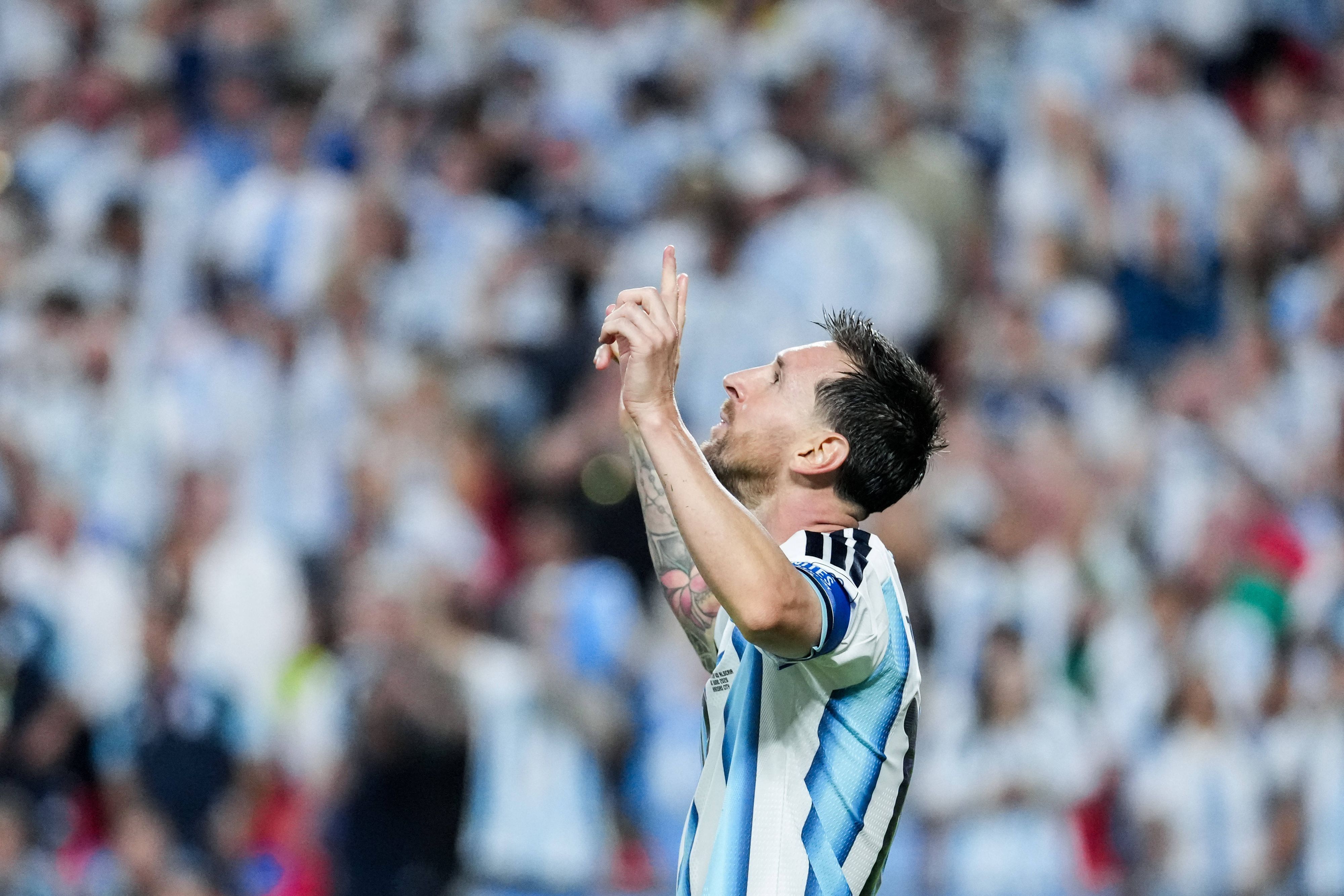 Lionel Messi jubelt.