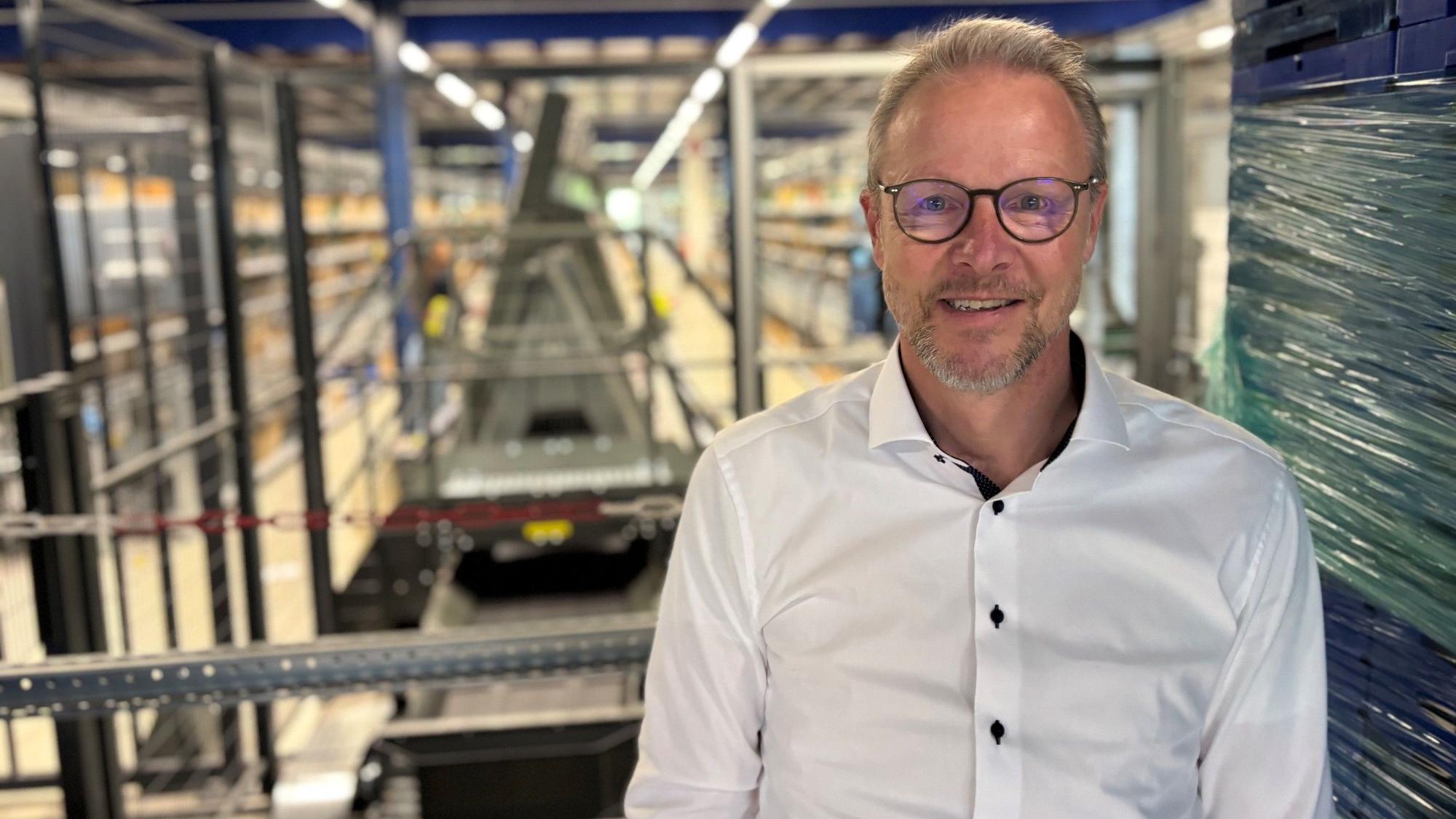 Auf dem Bild ist ein Portrait von Ingo Arlinghaus zu sehen.