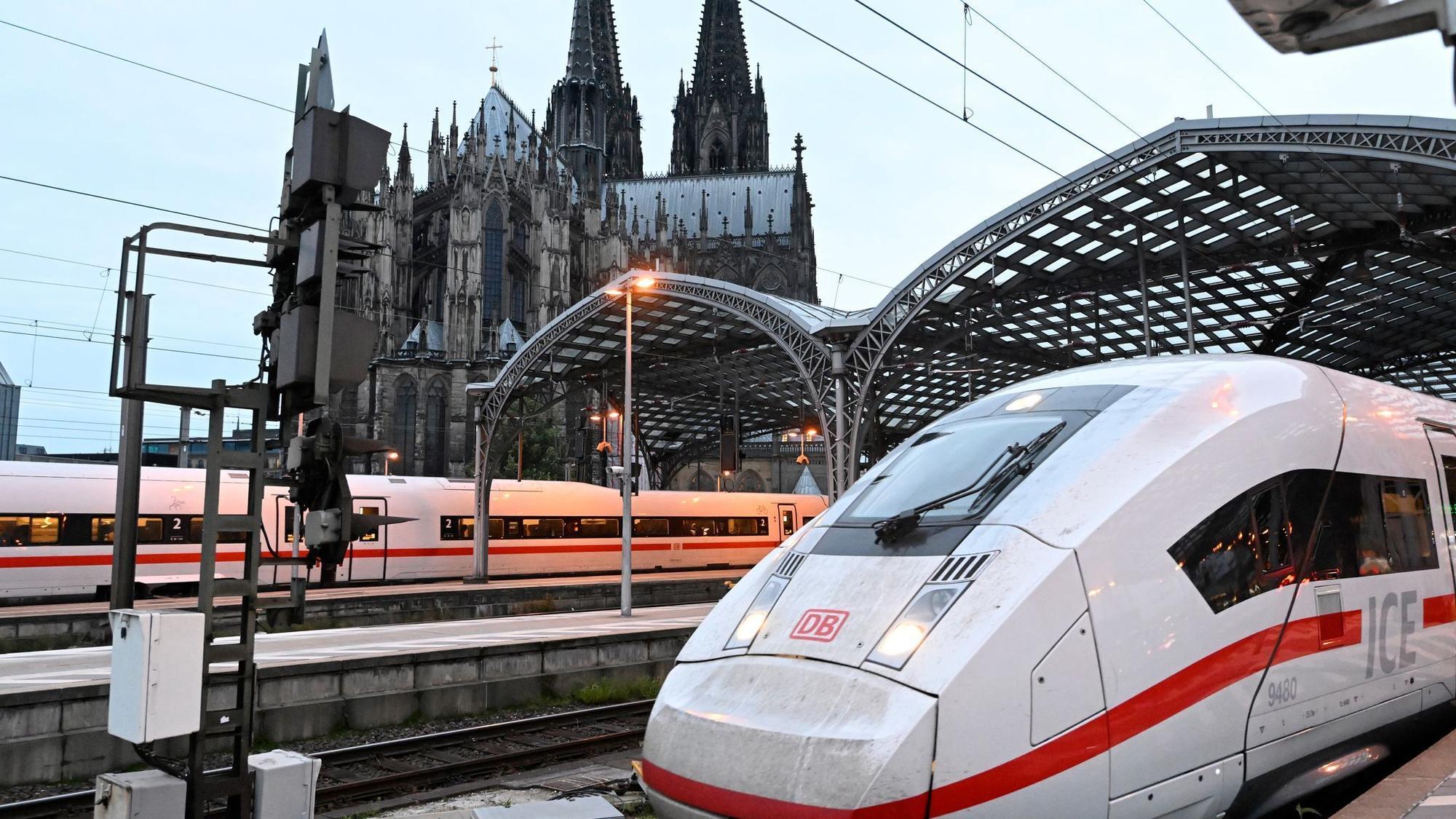 Zwischen Köln und Koblenz wird der Fernverkehr umgeleitet.