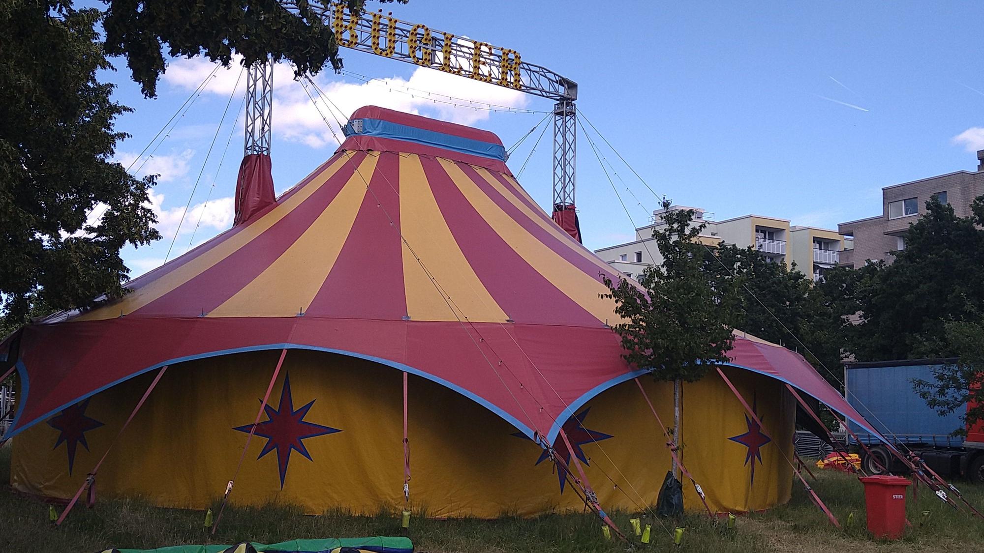 Zuletzt hatte der Circus Bügler sein Zelt am Pariser Platz in Chorweiler aufgeschlagen.