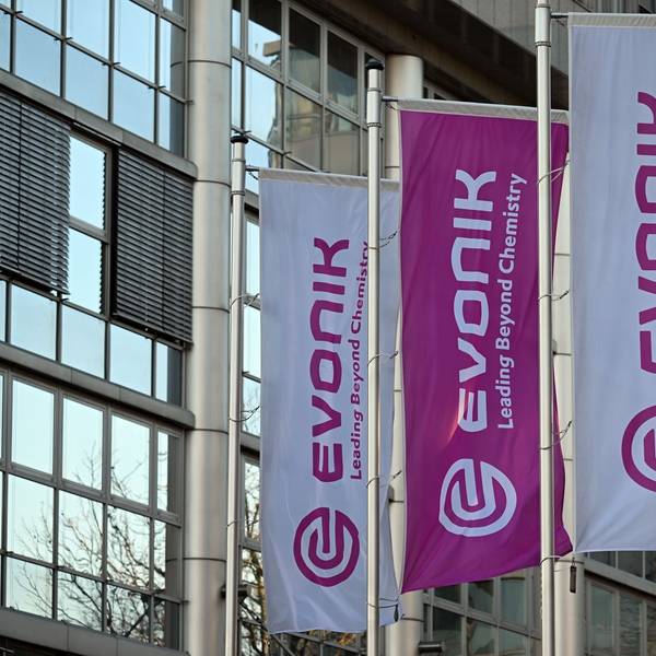 Nach Angaben des Konzerns haben sich Vorstand und Sozialpartner auf Maßnahmen verständigt, die sämtliche Geschäfts- und Verwaltungseinheiten weltweit einbeziehen würden. (Archivbild)