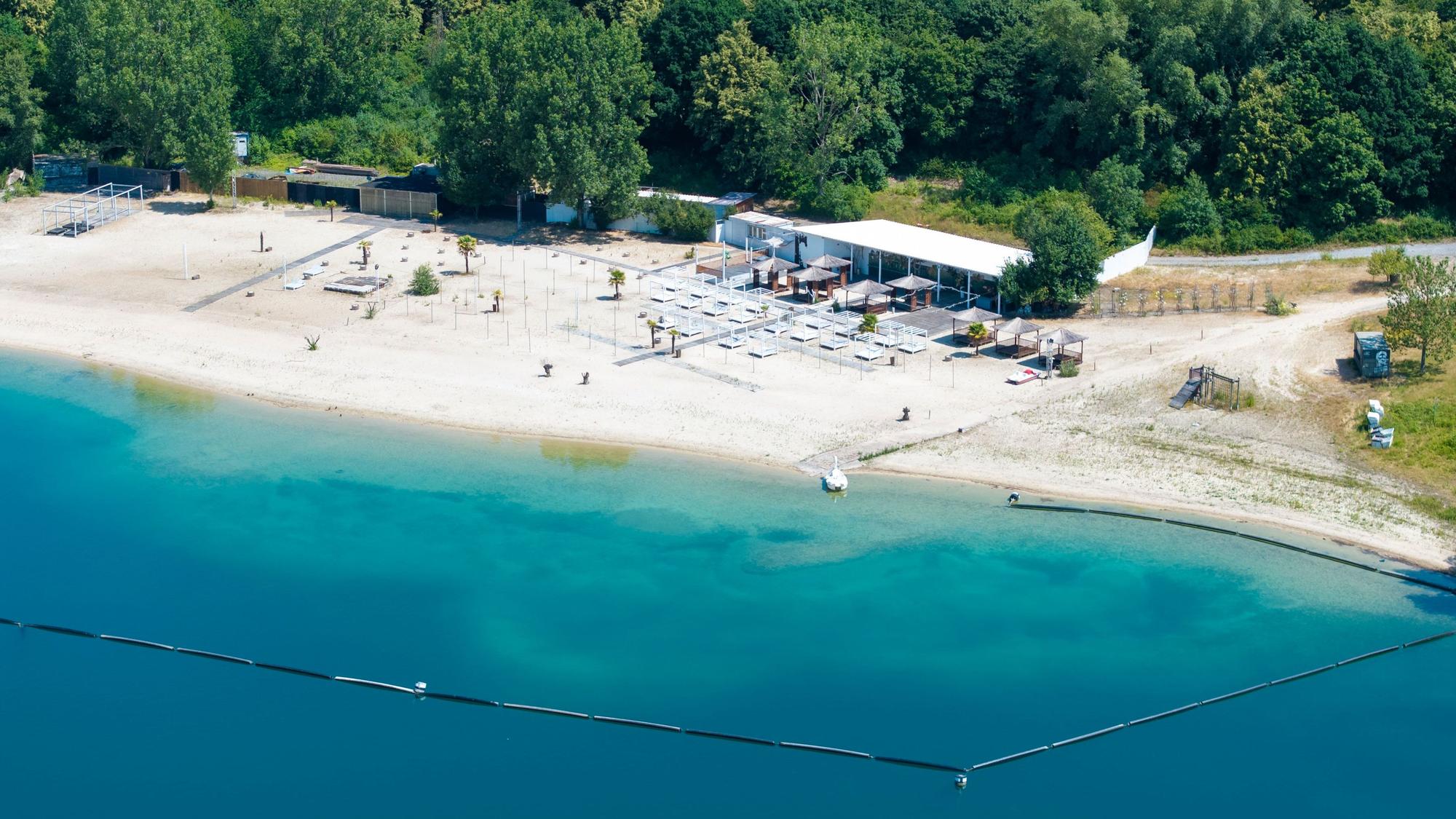 Der Beachclub „Monkey’s Island“ am Escher See.