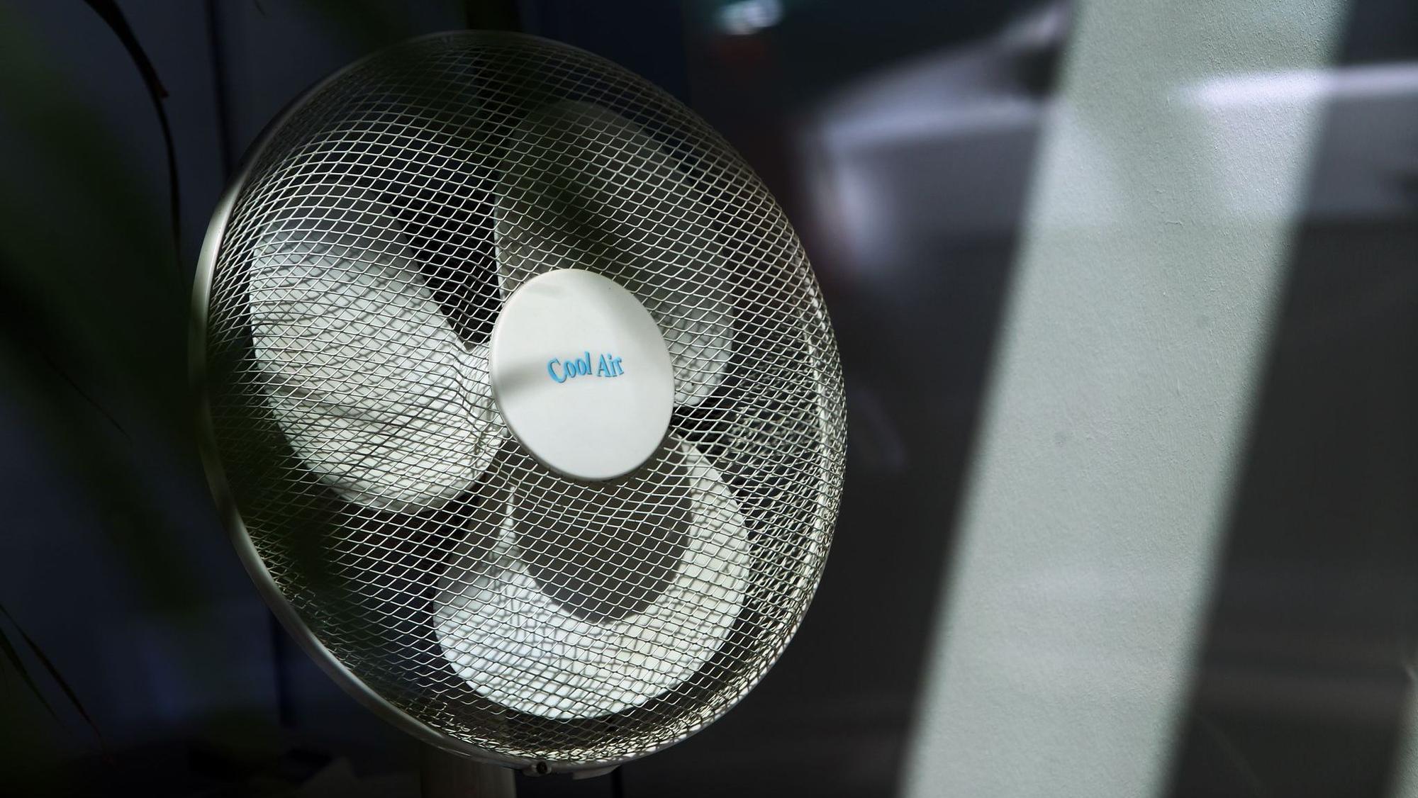 Ventilator am Arbeitsplatz