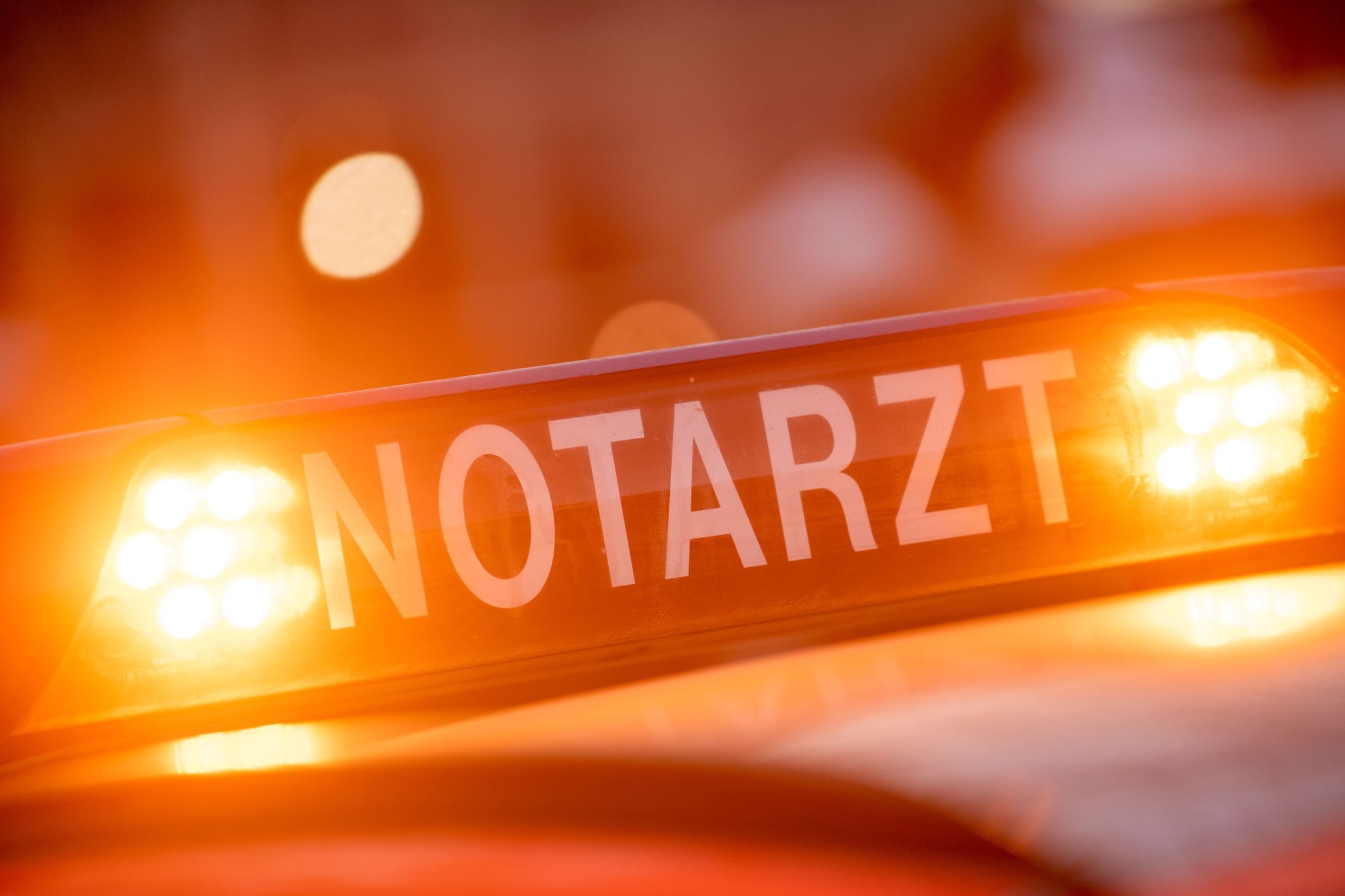 Lastwagen erfasst Jungen in Krefeld – Kind schwer verletzt