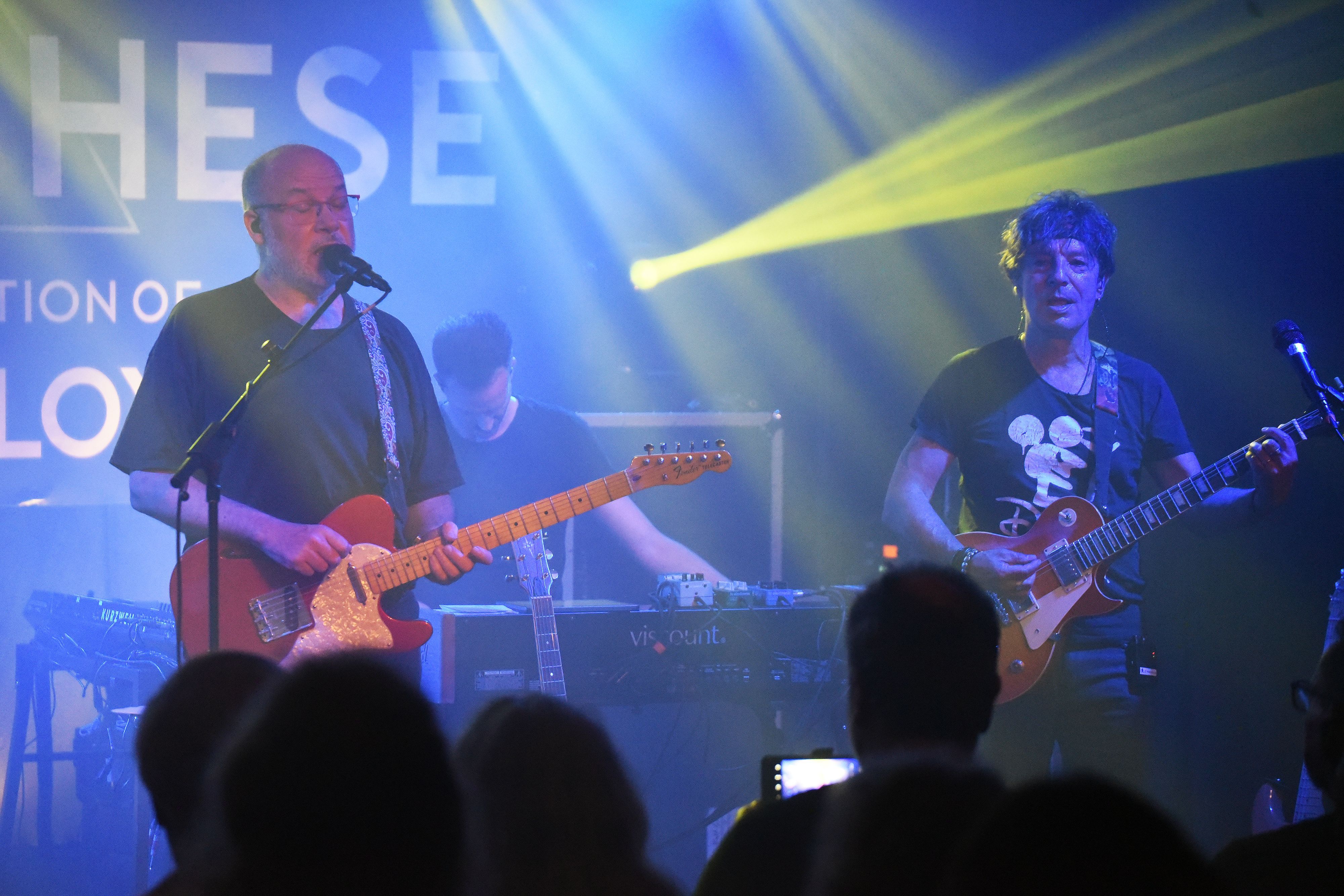 Das Foto zeigt die Pink Floyd TributeBand One Of These  be einem Konzert.