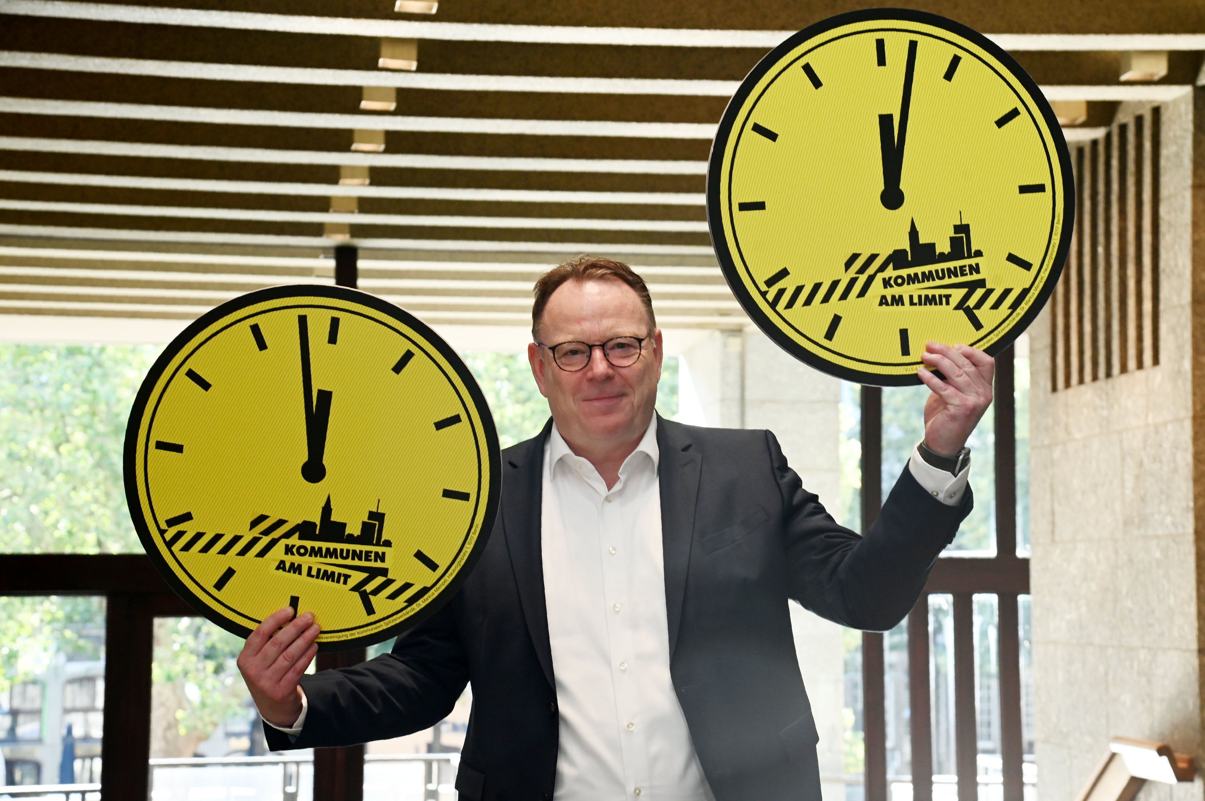 22.06.2026 Köln. Köln ist am Limit! OB, Stadtkämmerin und Beigeordneter richten gemeinsam mit Kommunen bundesweit einen Appell an Bund und Land. OB Torsten Burmester. Foto: Alexander Schwaiger