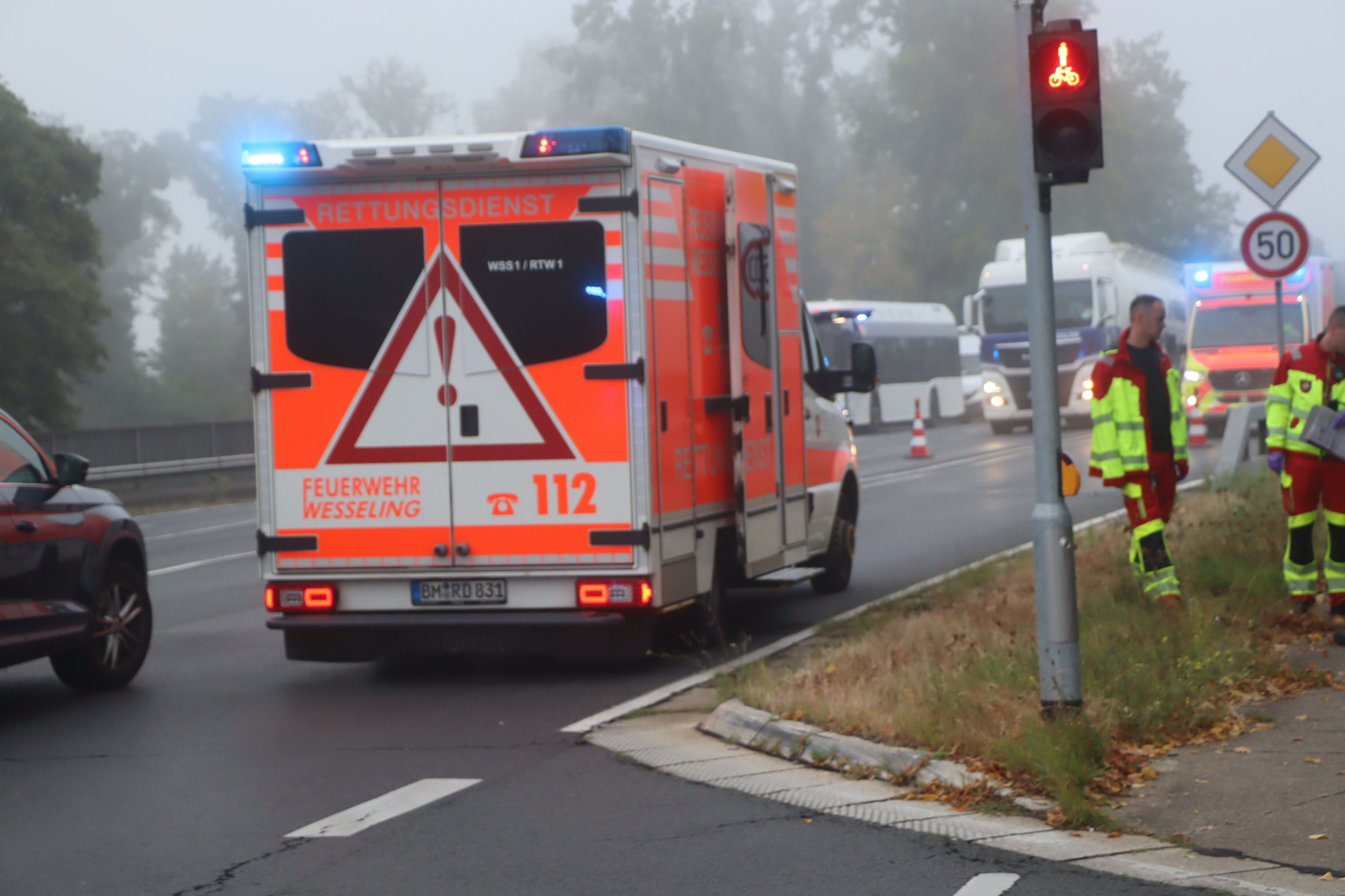 Auf der Siebengebirgsstraße in Wesseling ist es zu einem Unfall gekommen.