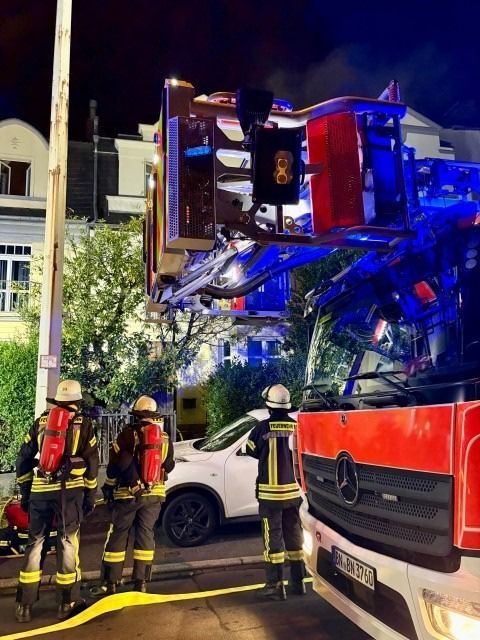 Küchenbrand in einem Einfamilienhaus in Bonn.