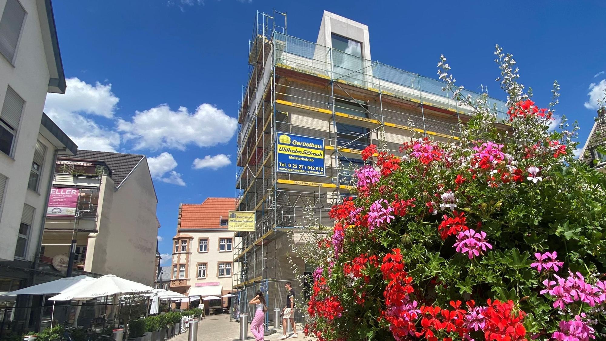 Zu sehen ist das Brühler Rathaus.