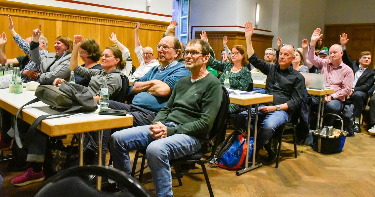 Im Ton vergriffen“: Grüne Rhein-Erft fordern Abwahl von Beisitzer