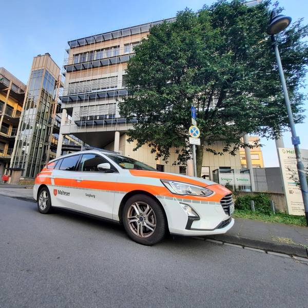 Am Siegburger Helios-Krankenhaus wurde am Samstagnachmittag (27. Juni) der Katastrophenschutz unterstützend eingesetzt.