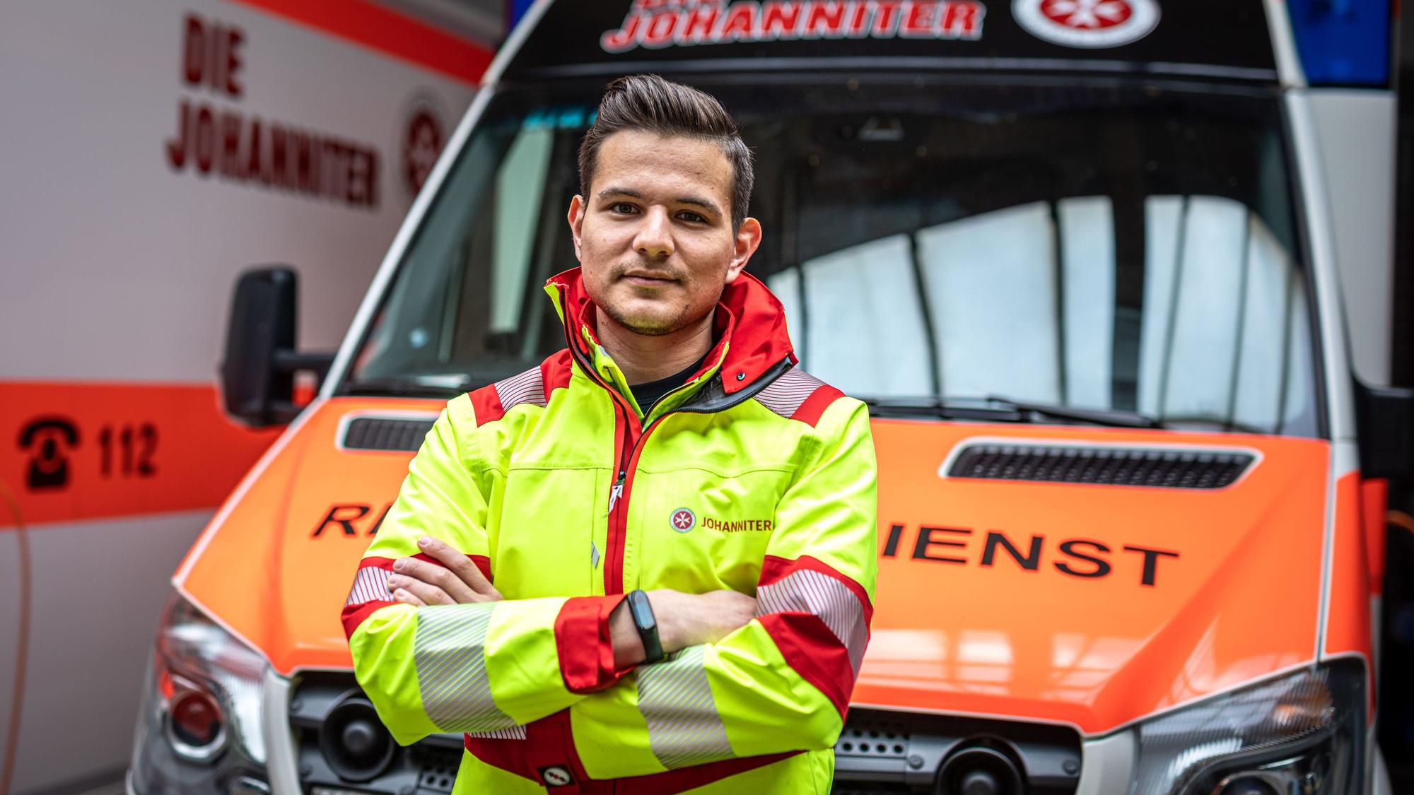 Kölner Rettungssanitäter Luis Teichmann war bei der Hitze auch im Einsatz (Archivfoto).