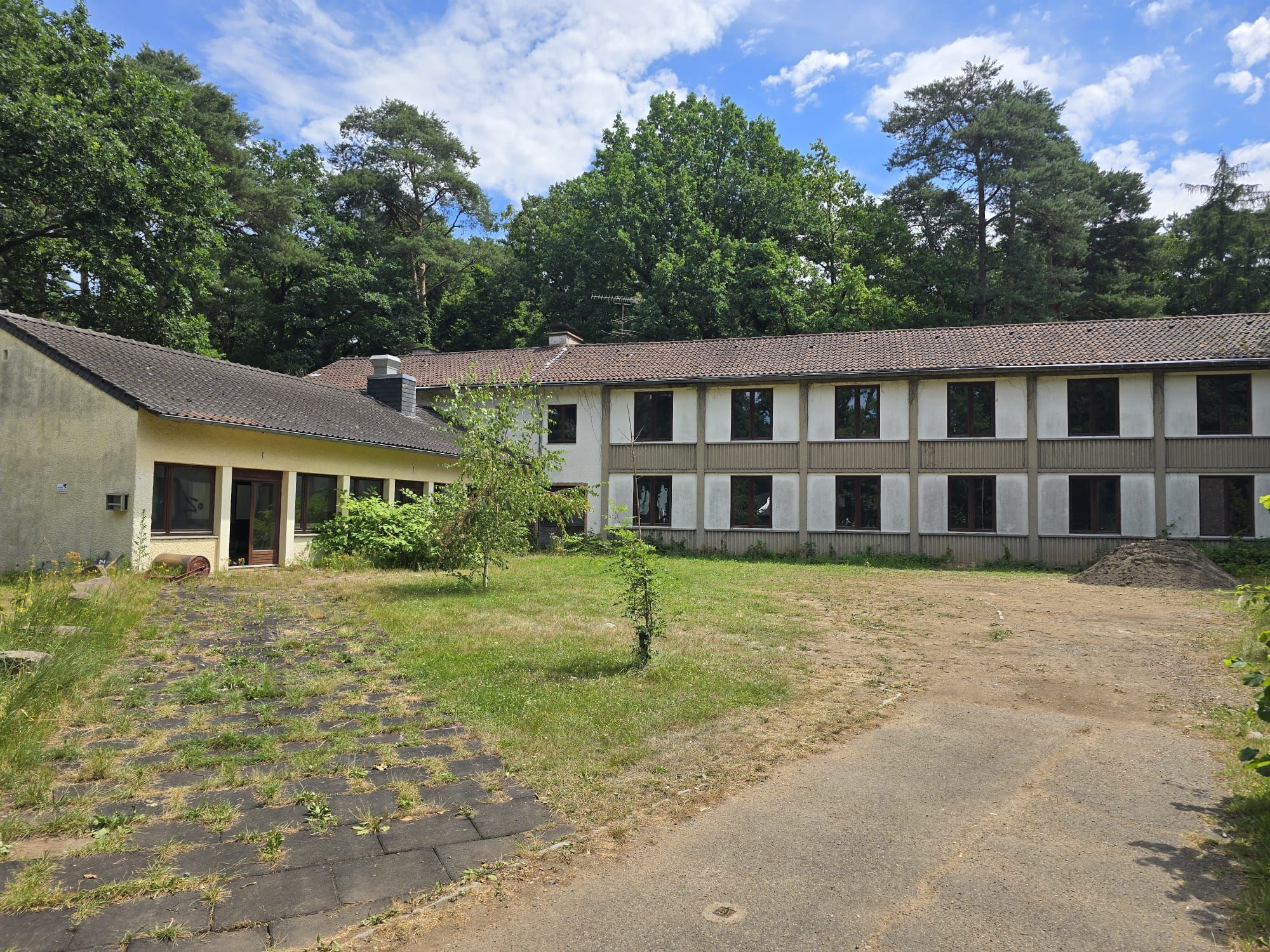 Das Freie Ortskartell und „Aktiv gegen Gewalt“ sanieren das Görlinger-Heim in Köln-Dünnwald.