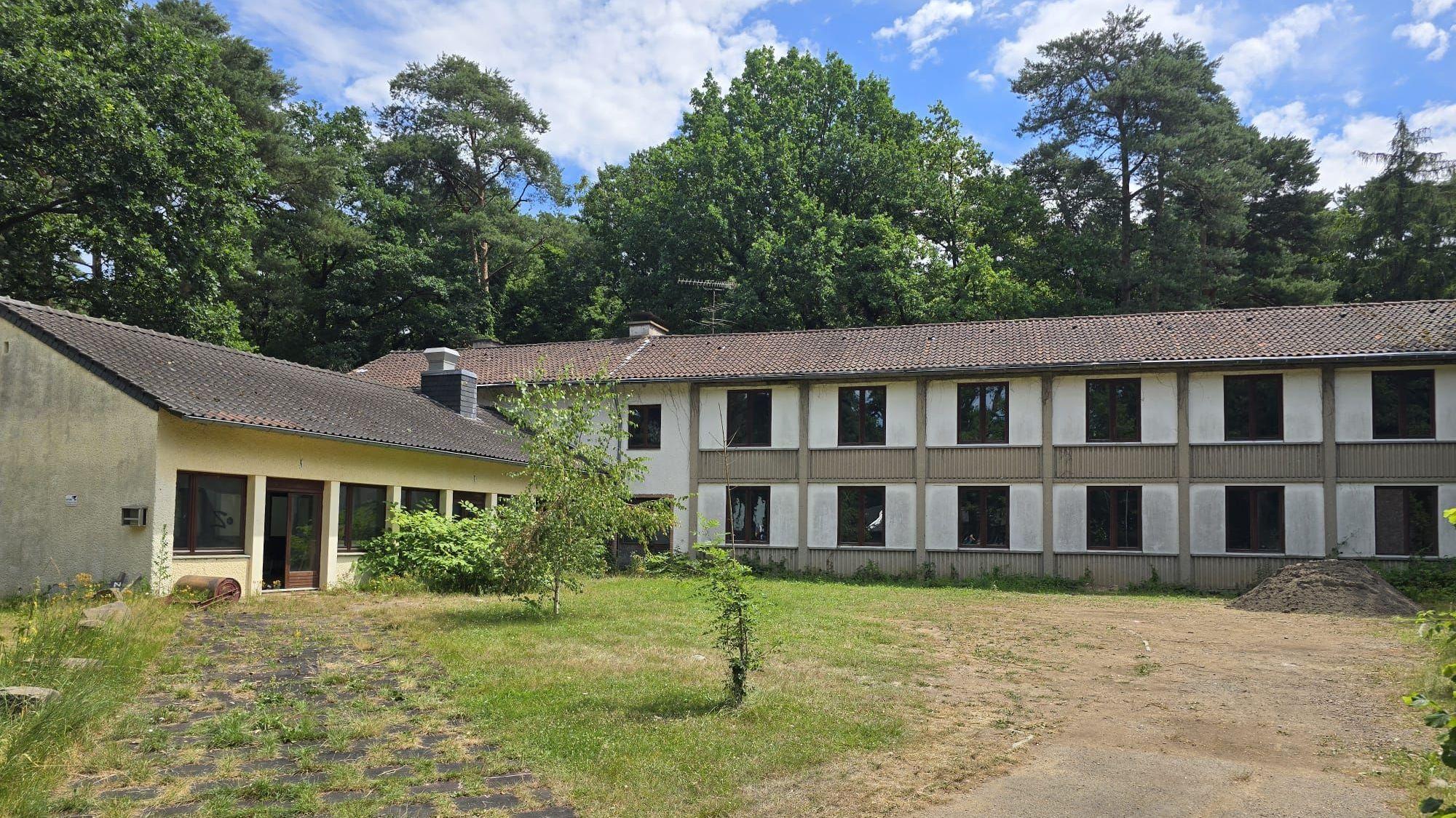 Das Freie Ortskartell und „Aktiv gegen Gewalt“ sanieren das Görlinger-Heim in Köln-Dünnwald.