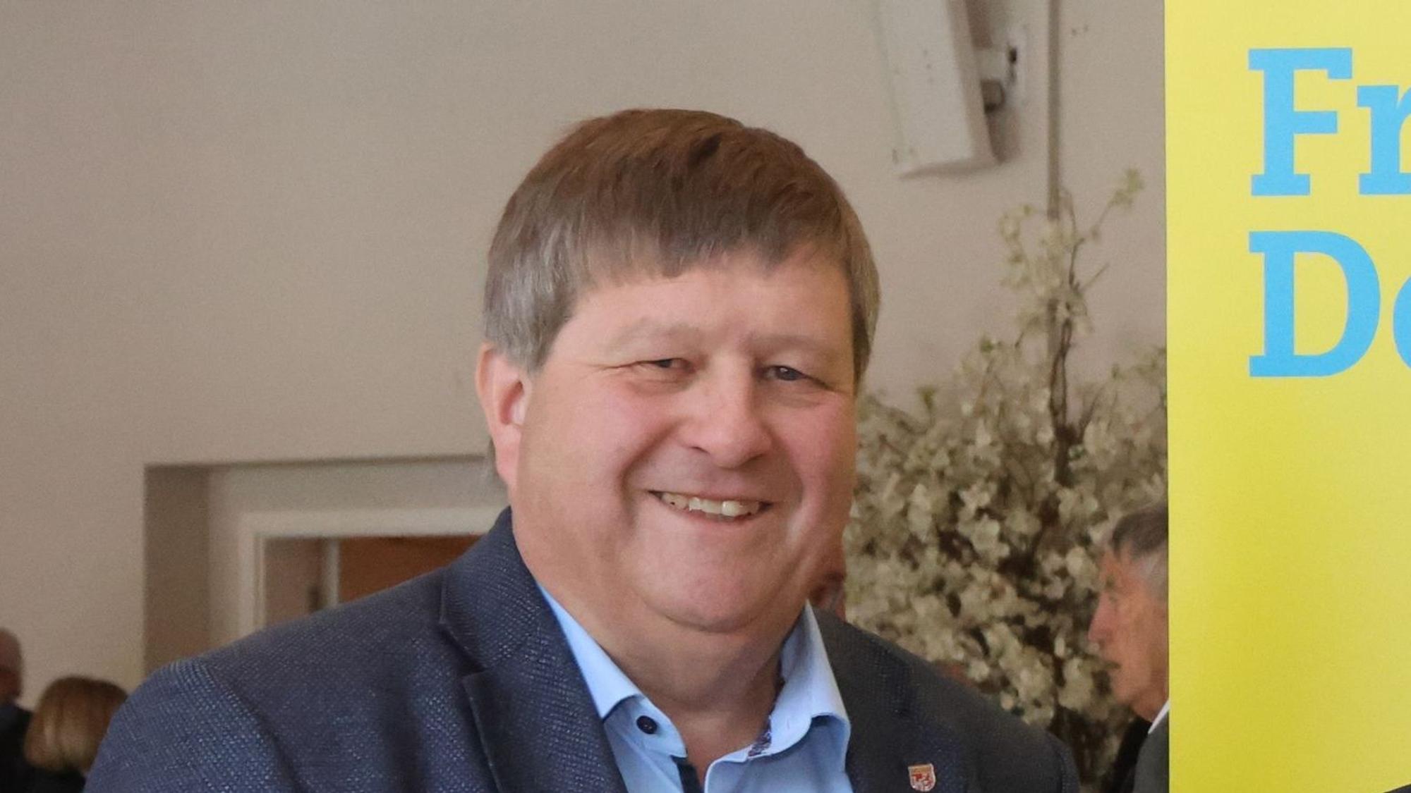 FDP-Fraktionschef Reinhold Müller begründete den Antrag.