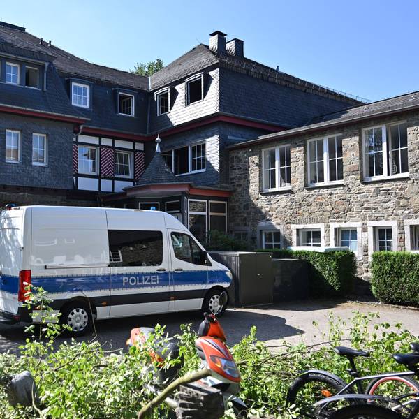 Bei einem Brand in Monschau sind drei Menschen in der Nacht zu Mittwoch (1. Juli) gestorben.