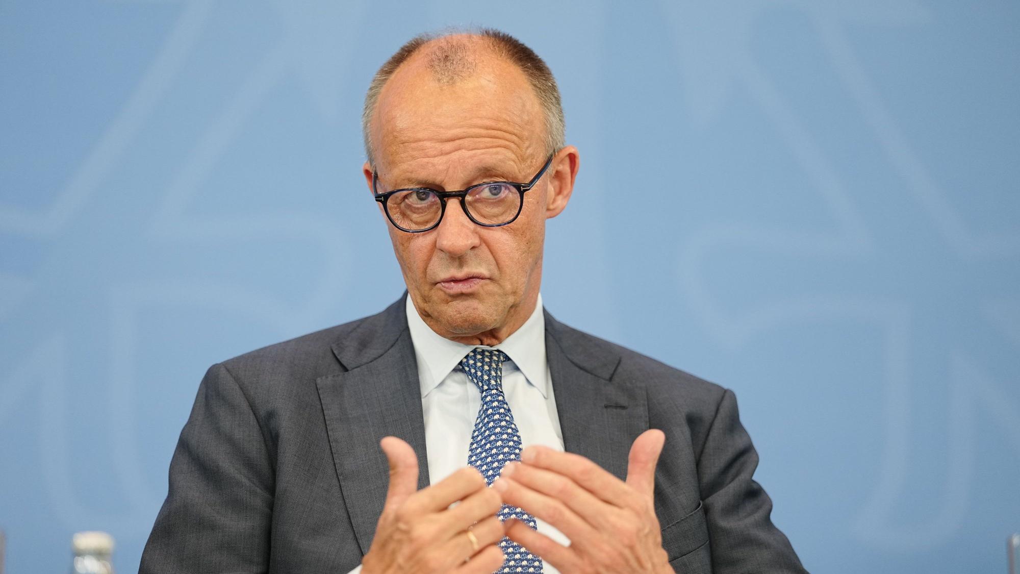Friedrich Merz bei einer Pressekonferenz