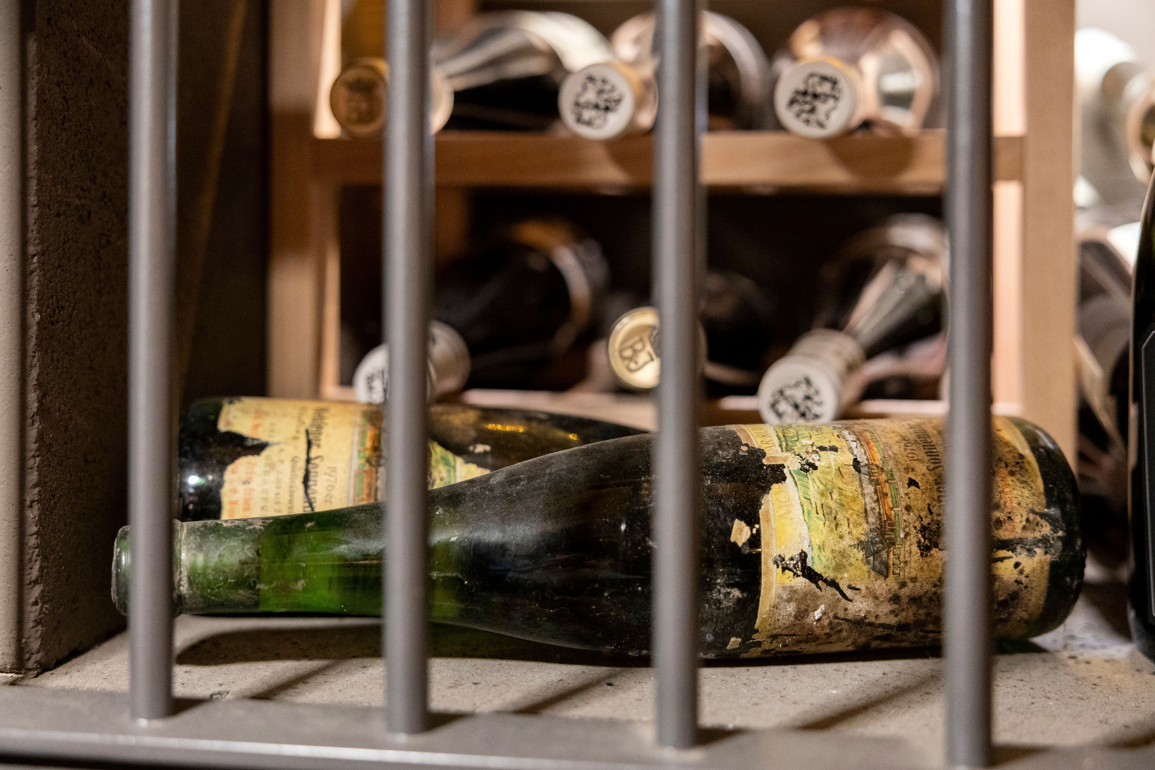 Für die Serie „Köln von unten“
Die Winebank hat ihren Sitz in einem alten Weinkeller aus der Mitte des 19. Jahrhunderts und bietet Weinschließfächer an.

Köln
30.06.2026

Foto: Michael Bause
