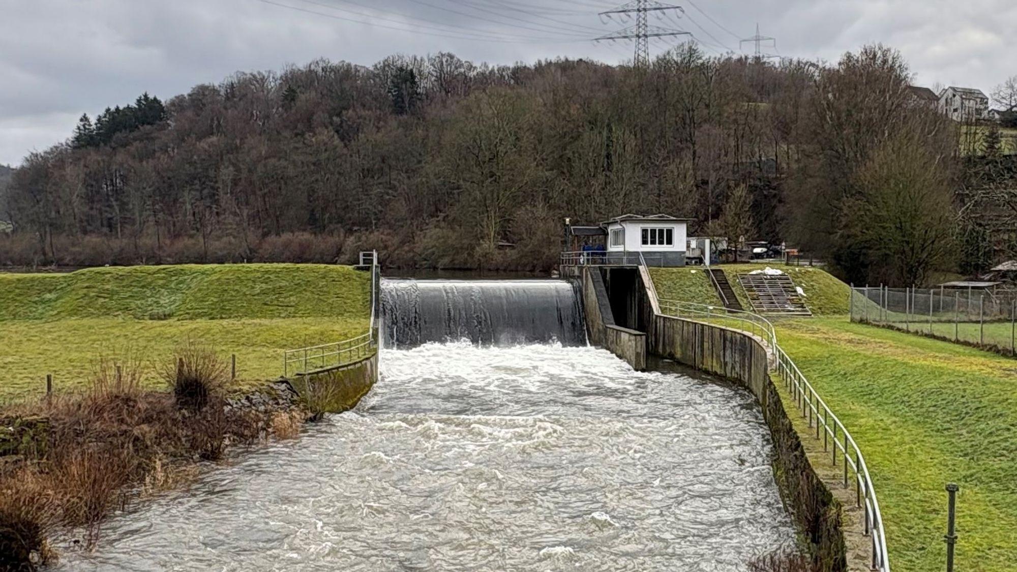 Das Foto zeigt die Stauanlage in Engelskirchen-Osberghausen.