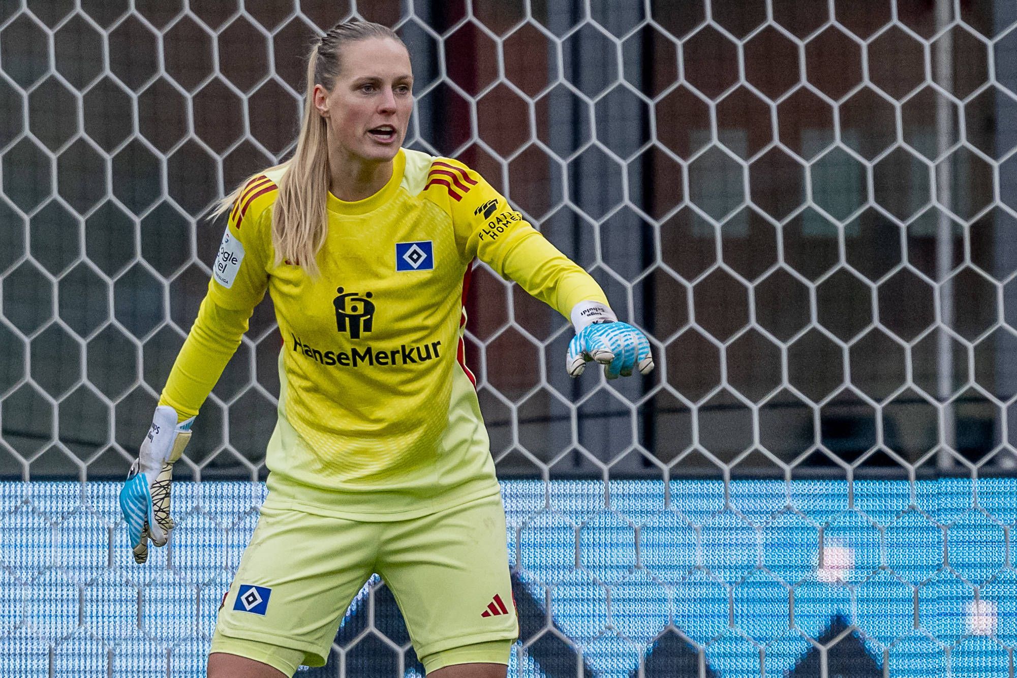1-FC-K-ln-Inga-Schuldt-erg-nzt-das-Team-der-Torh-terinnen