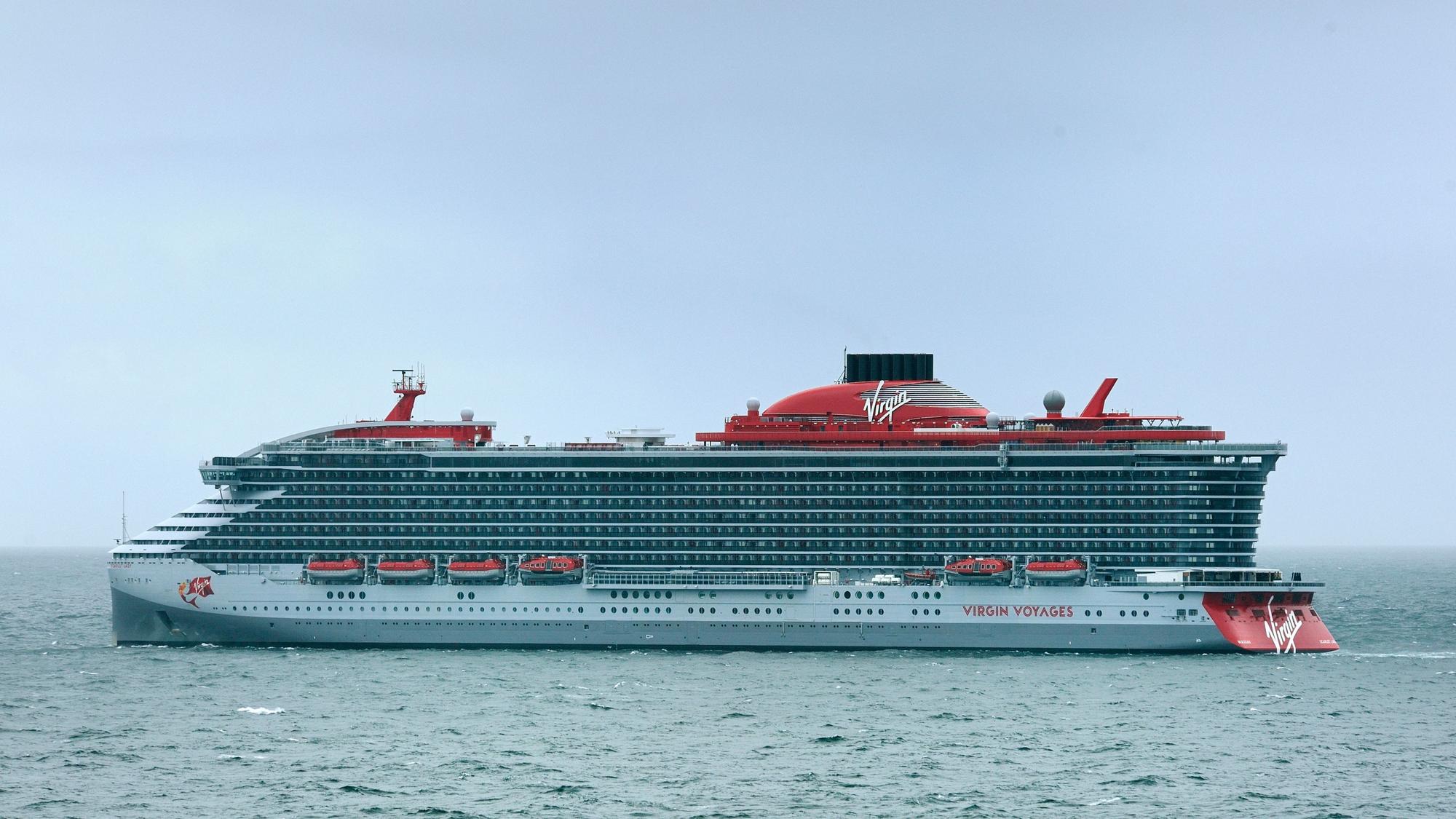 Die „Scarlet Lady“ von Virgin Voyages
