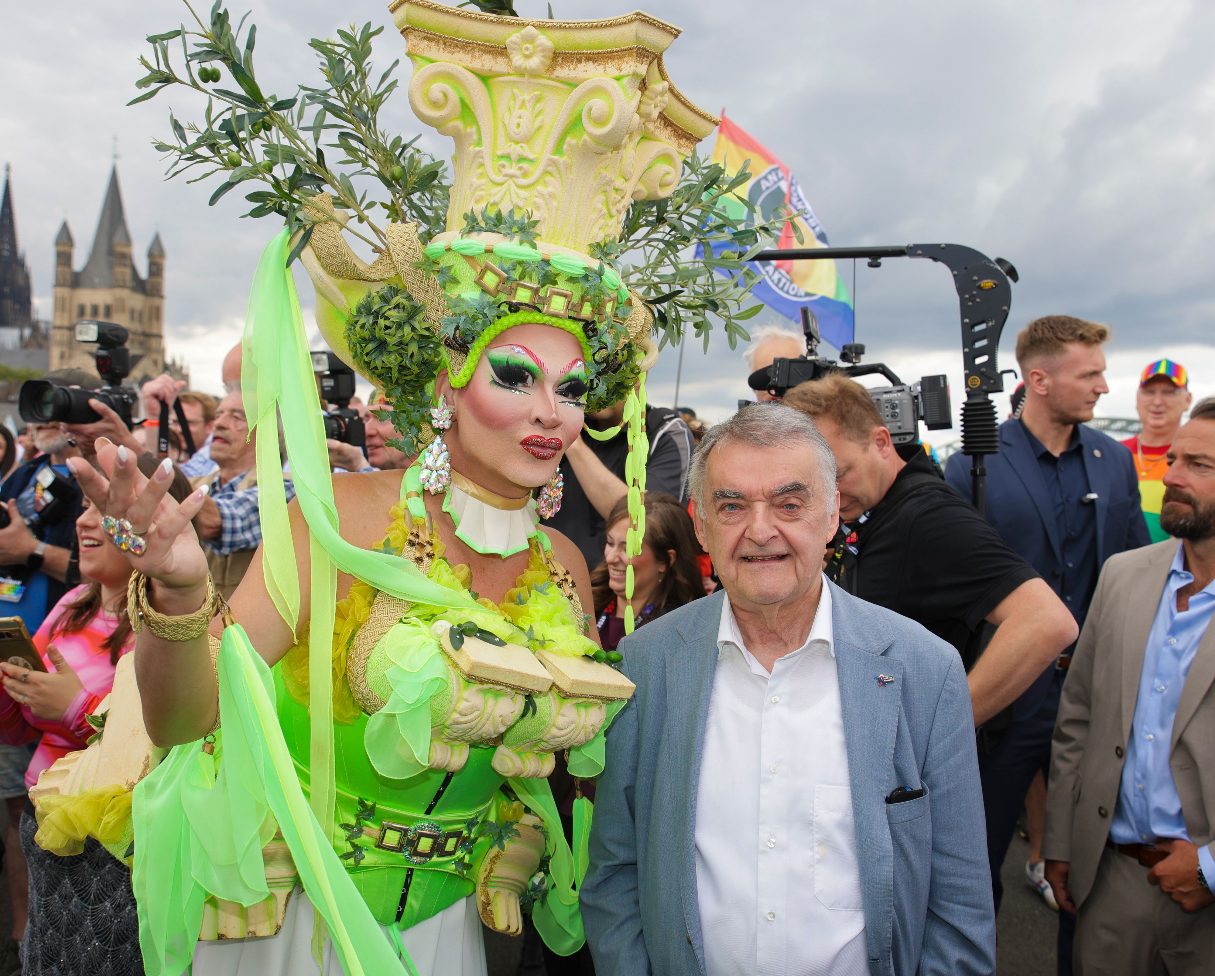 05.07.2026:Herbert Reul (NRW Innenminister) Cologne Pride 2026(CSD-Parade 2026) auf der Hohenzollernbrücke in Köln.Foto:Dirk Borm