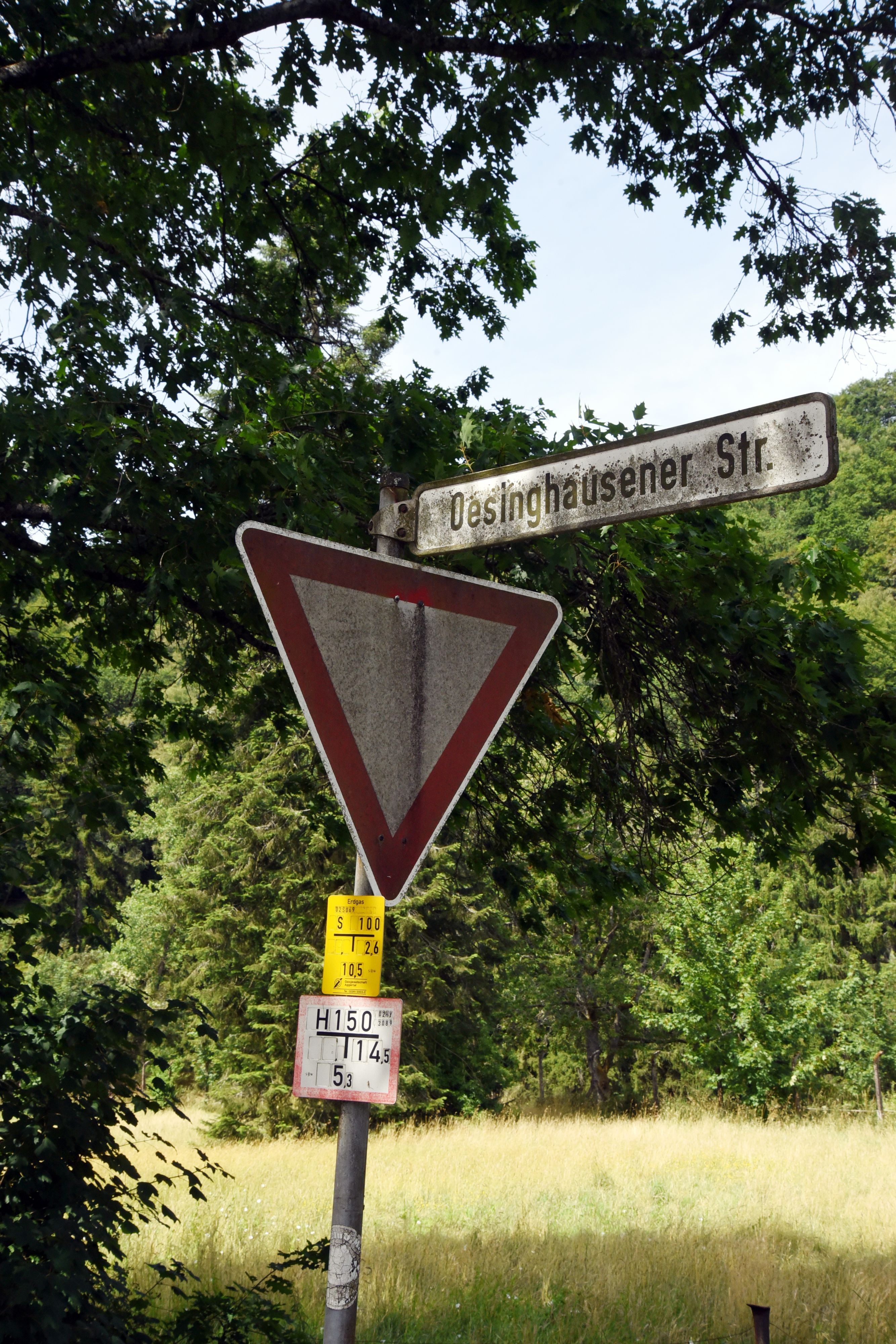 Das Straßenschild der Gemeinde Engelskirchen der Oesinghausener Straße.