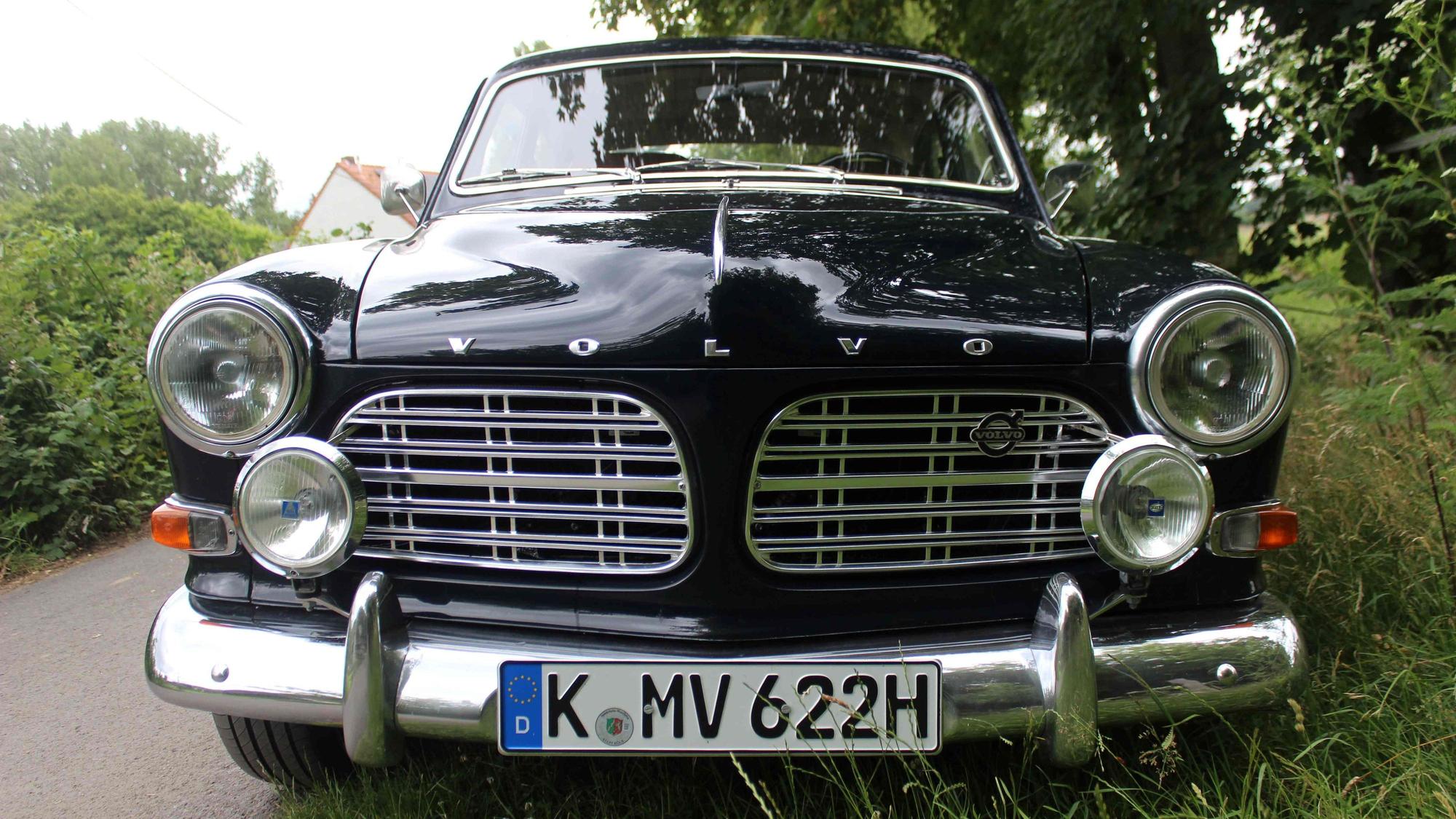 Volvo P121 von vorne