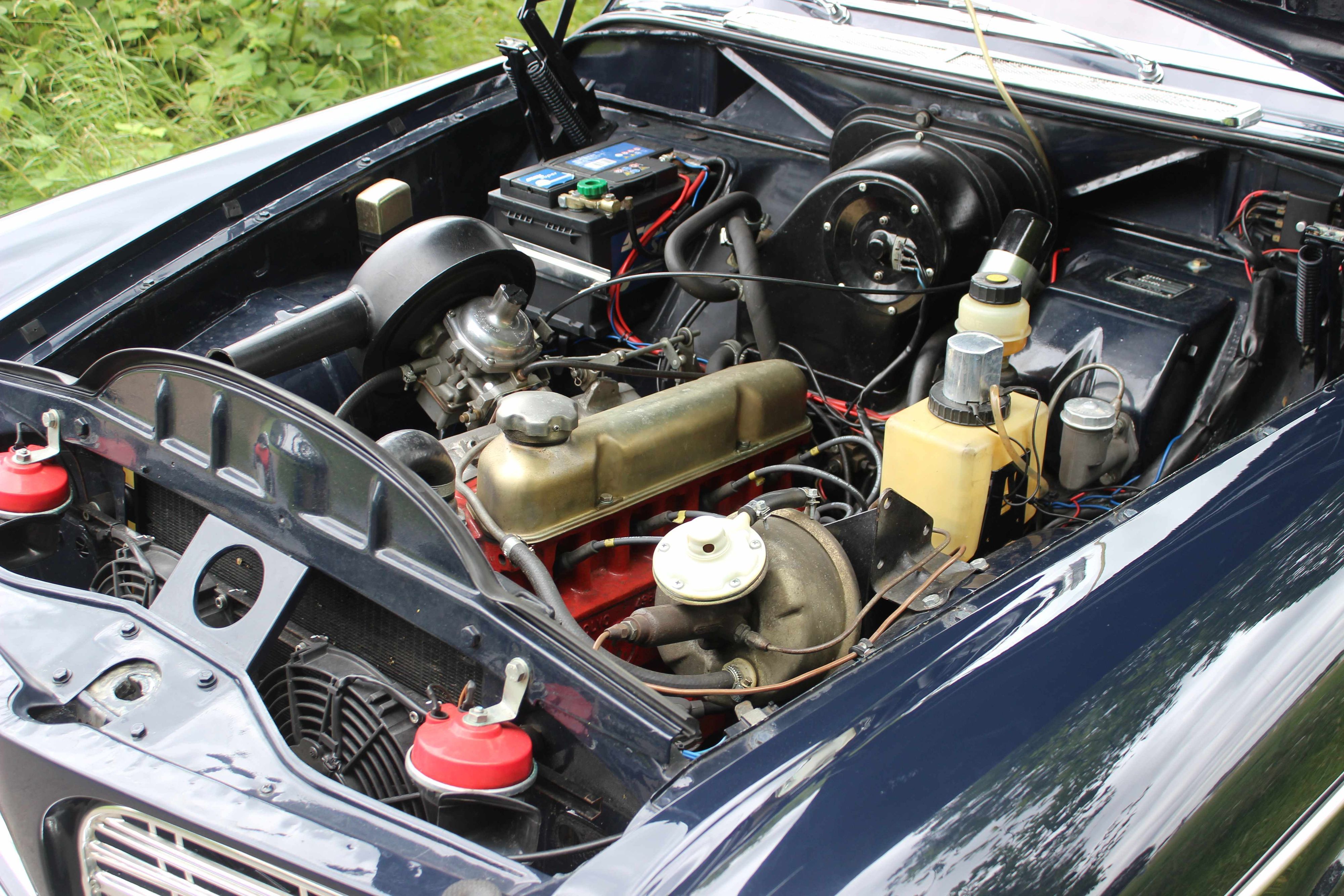 Motorraum vom Volvo P 121