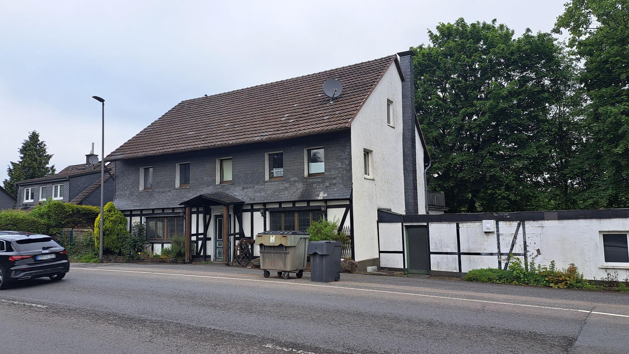 Ein Haus in der Lenneper Straße 32 in Wipperfürth.